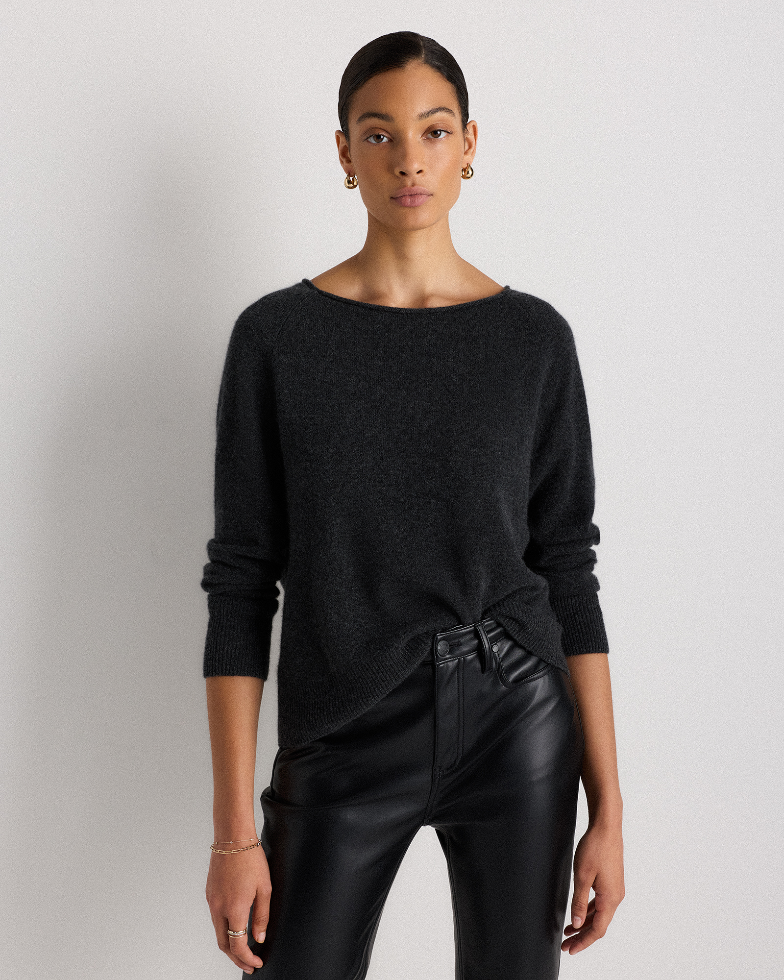 Quince Women's Mongolian Cashmere Boatneck Sweater In Gray