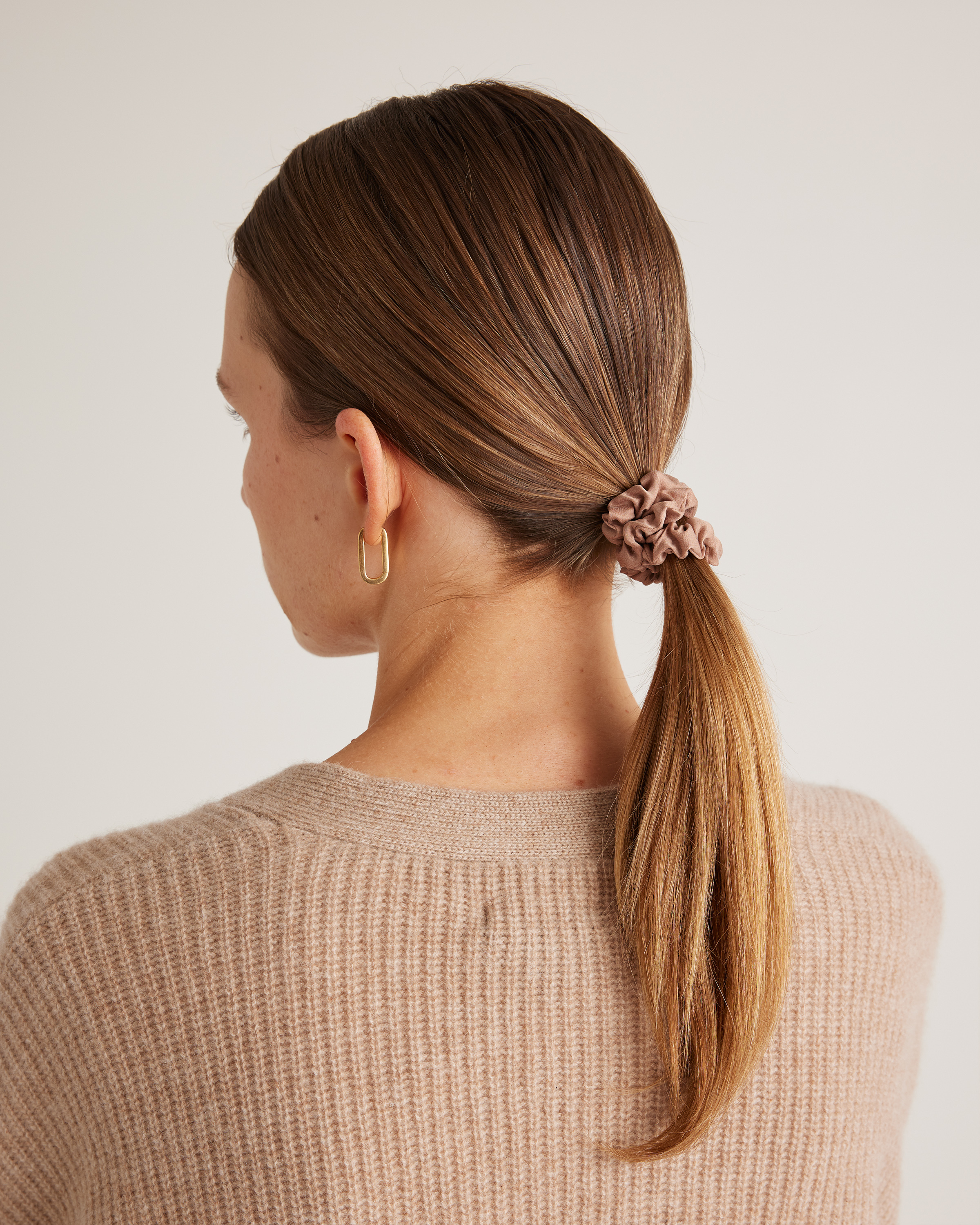 W-HAR-5-BLK-IVY-ALM 0909