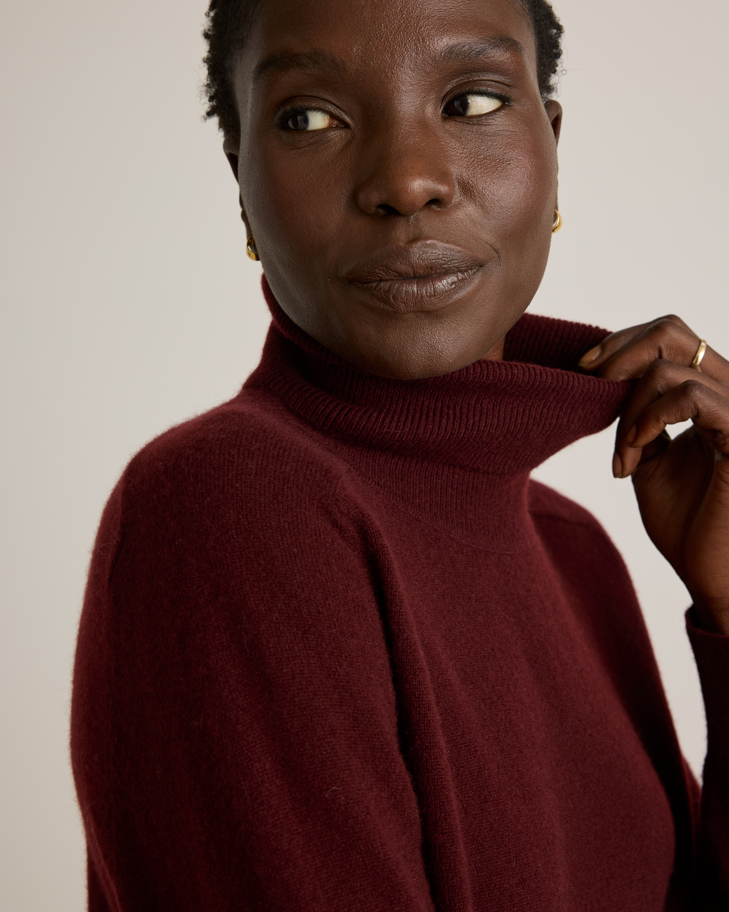Cashmere Turtleneck Sweater in Rich Burgundy