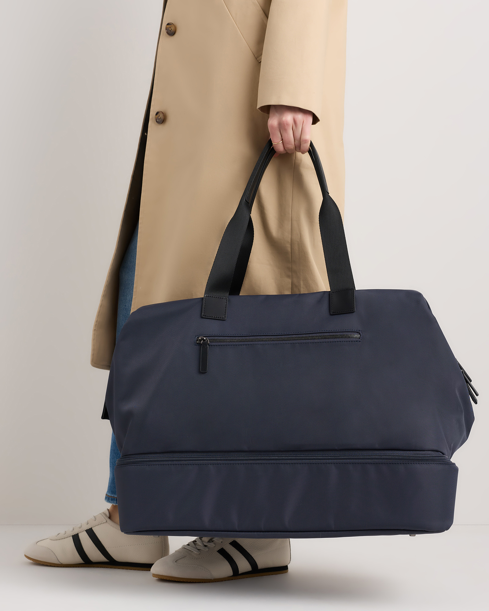 Voyage Nylon Dual Compartment Weekender in Navy | Quince Canada