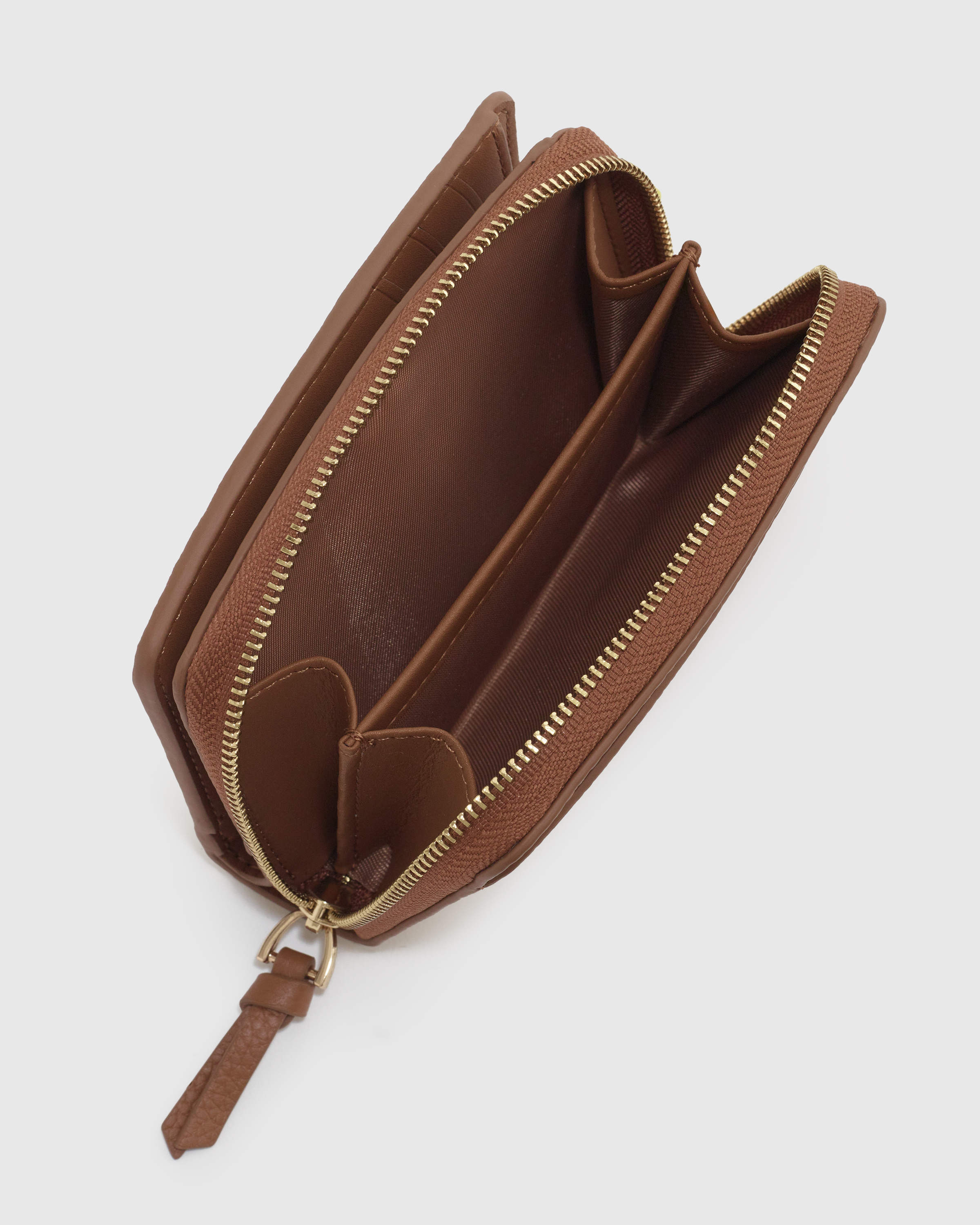 Italian Pebbled Leather Compact Wallet | Quince Canada