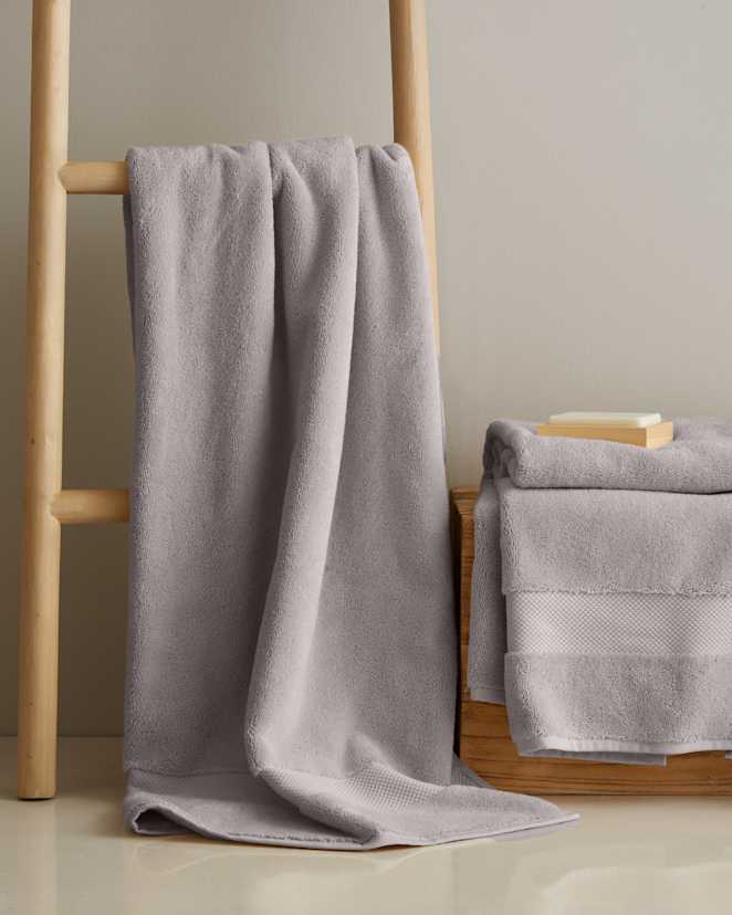 Towels UltraLuxePlush Linen BathTowels GRY 2390