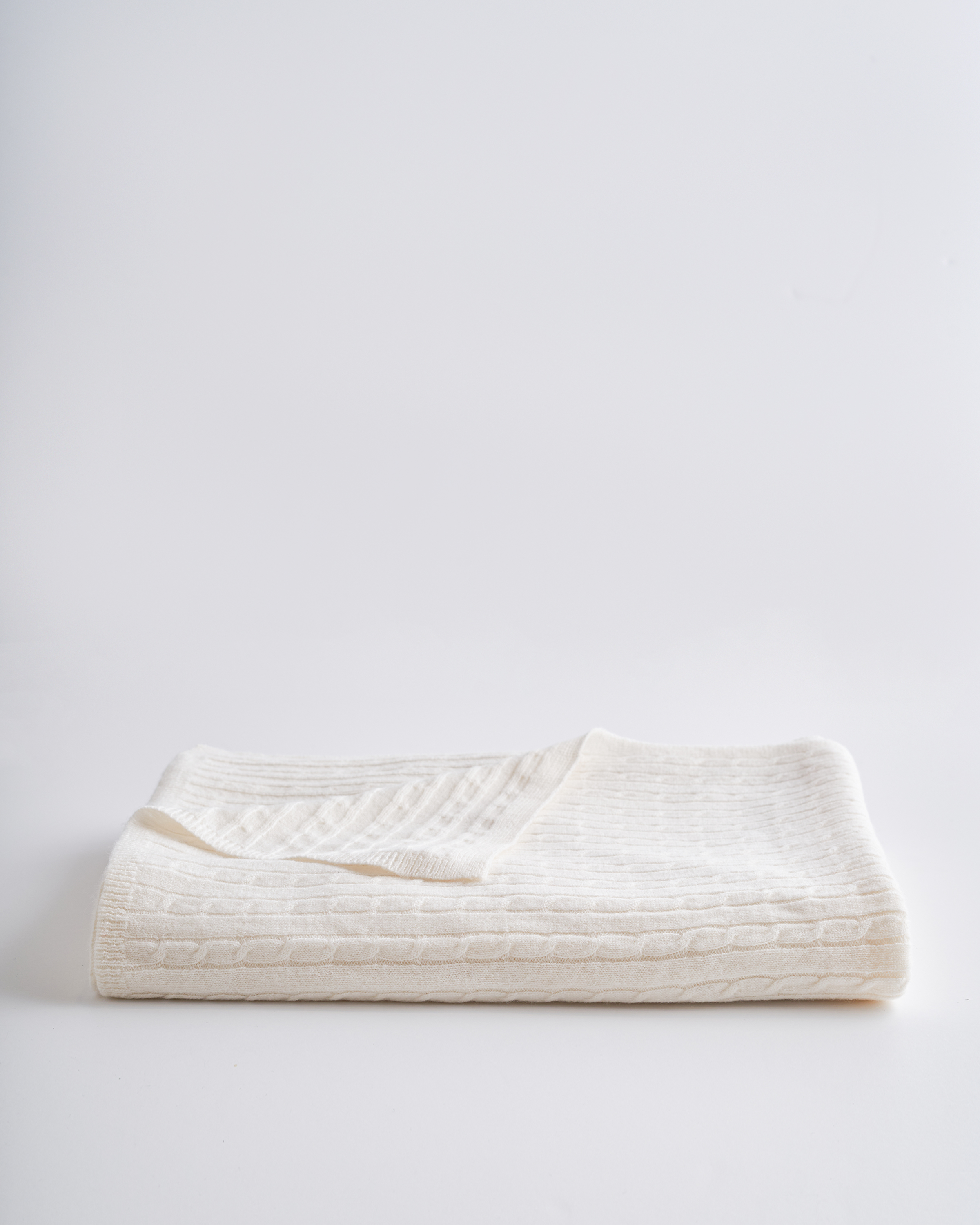 Cable Knit Cashmere Throw