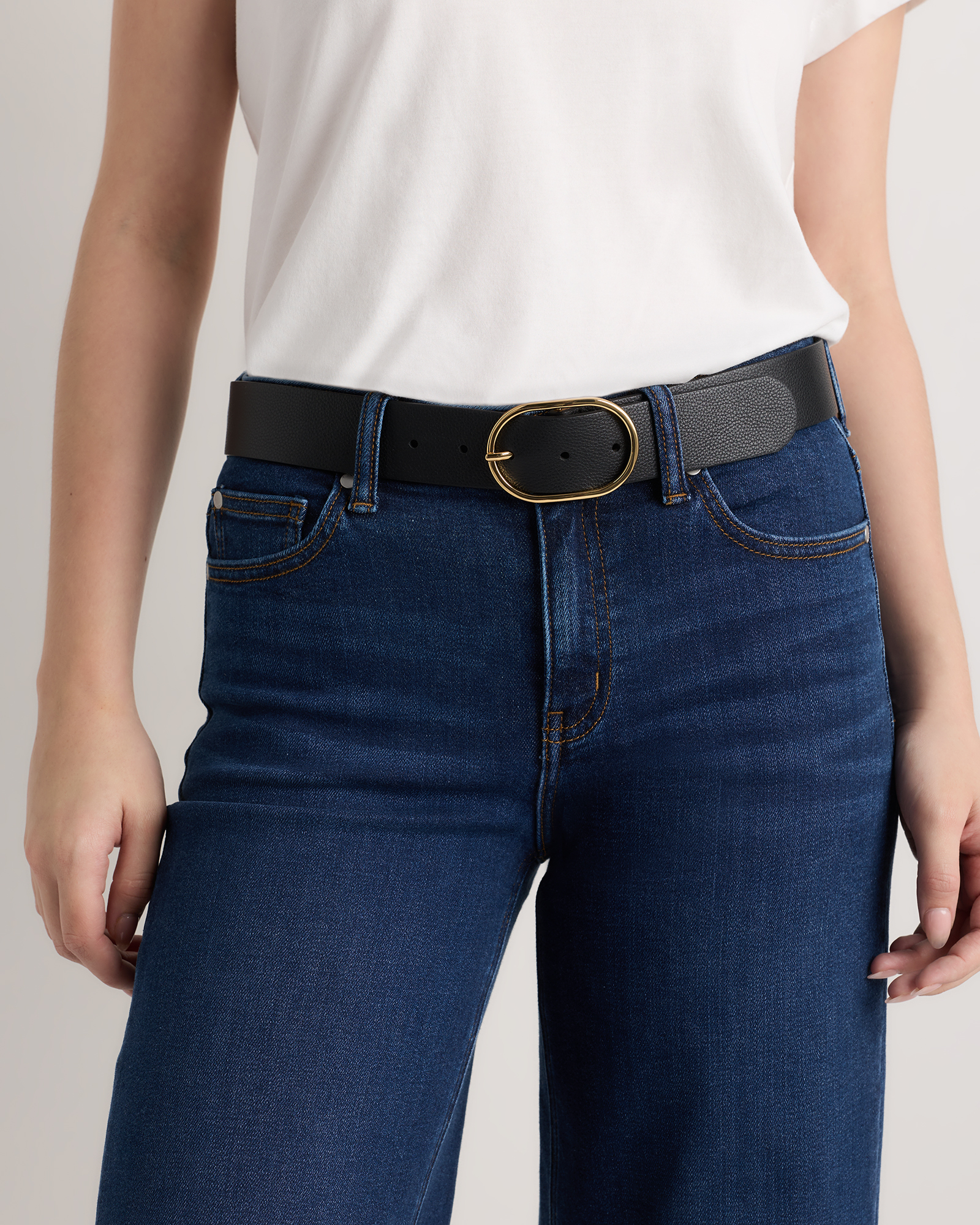 Black Cleo Oval European Leather Belt