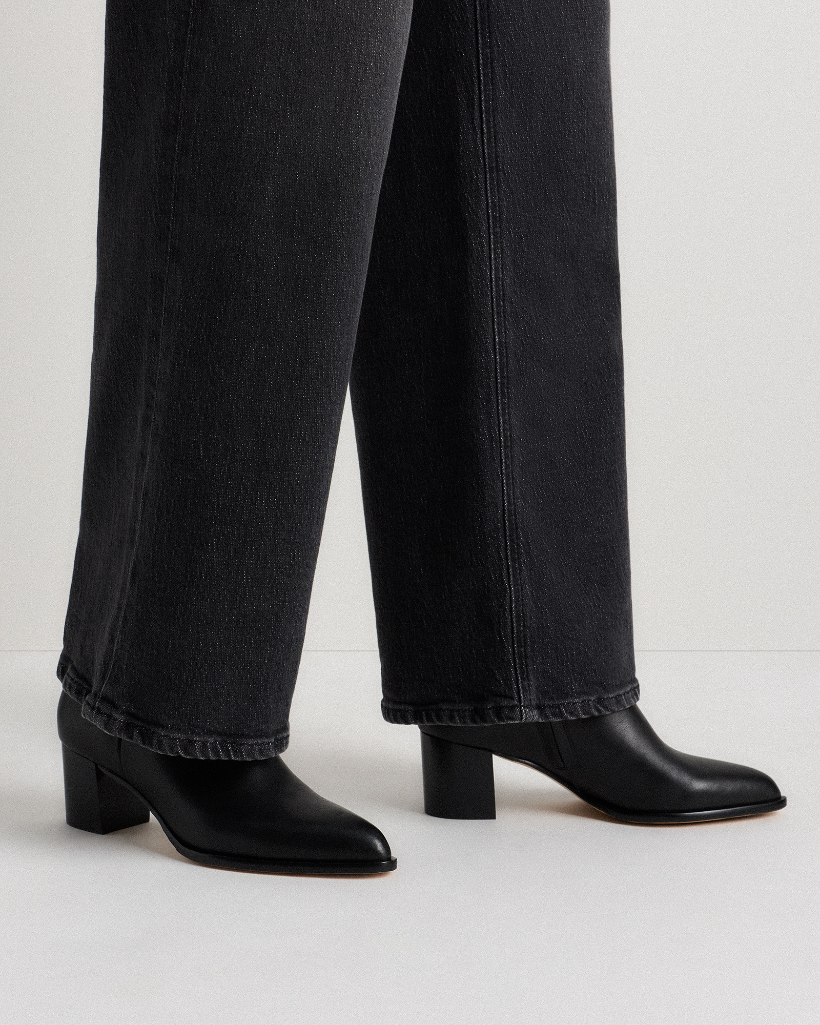 black casual dress shoes The Original (Onyx) meta:basic product The rubber sole provides Kylie Jenner Looks Like COLOR:Beige