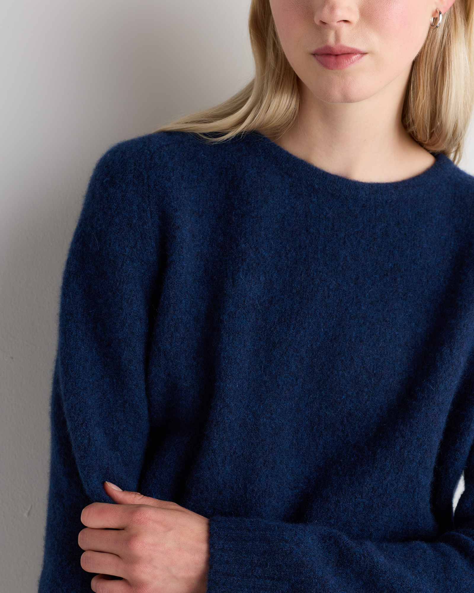 Cashmere Silk Boucle Relaxed Crewneck in Soft Navy