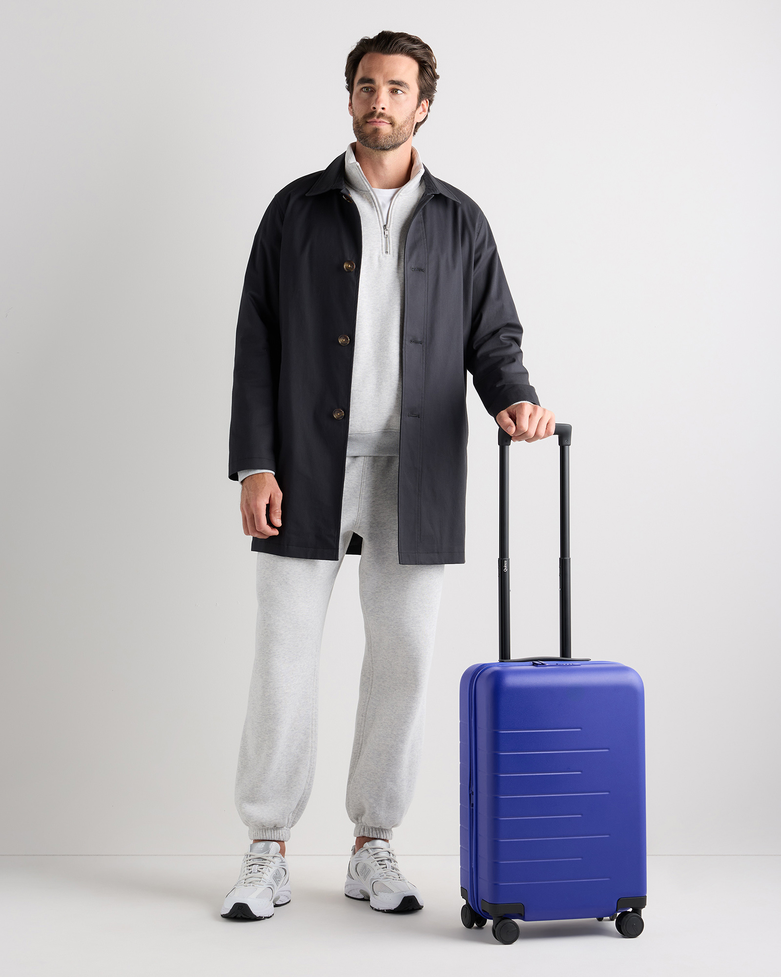 sendicoVuitton バッグ 青 エピSIZE 57×30×25c Expandable Carry-On Suitcase in Coastal Cobalt