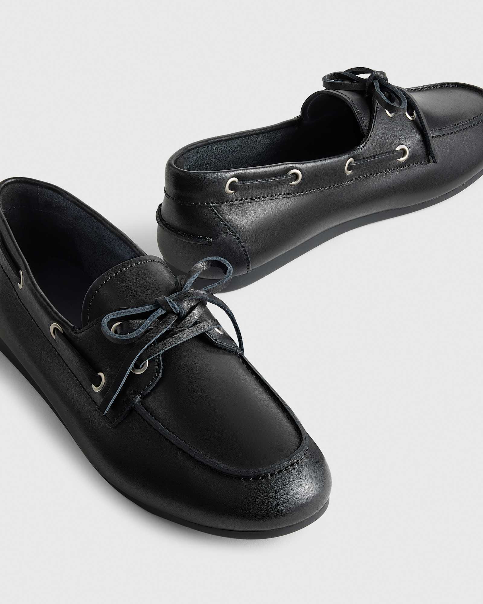 Scanner Boat Italian Leather Low Profile Boat Shoe in Black