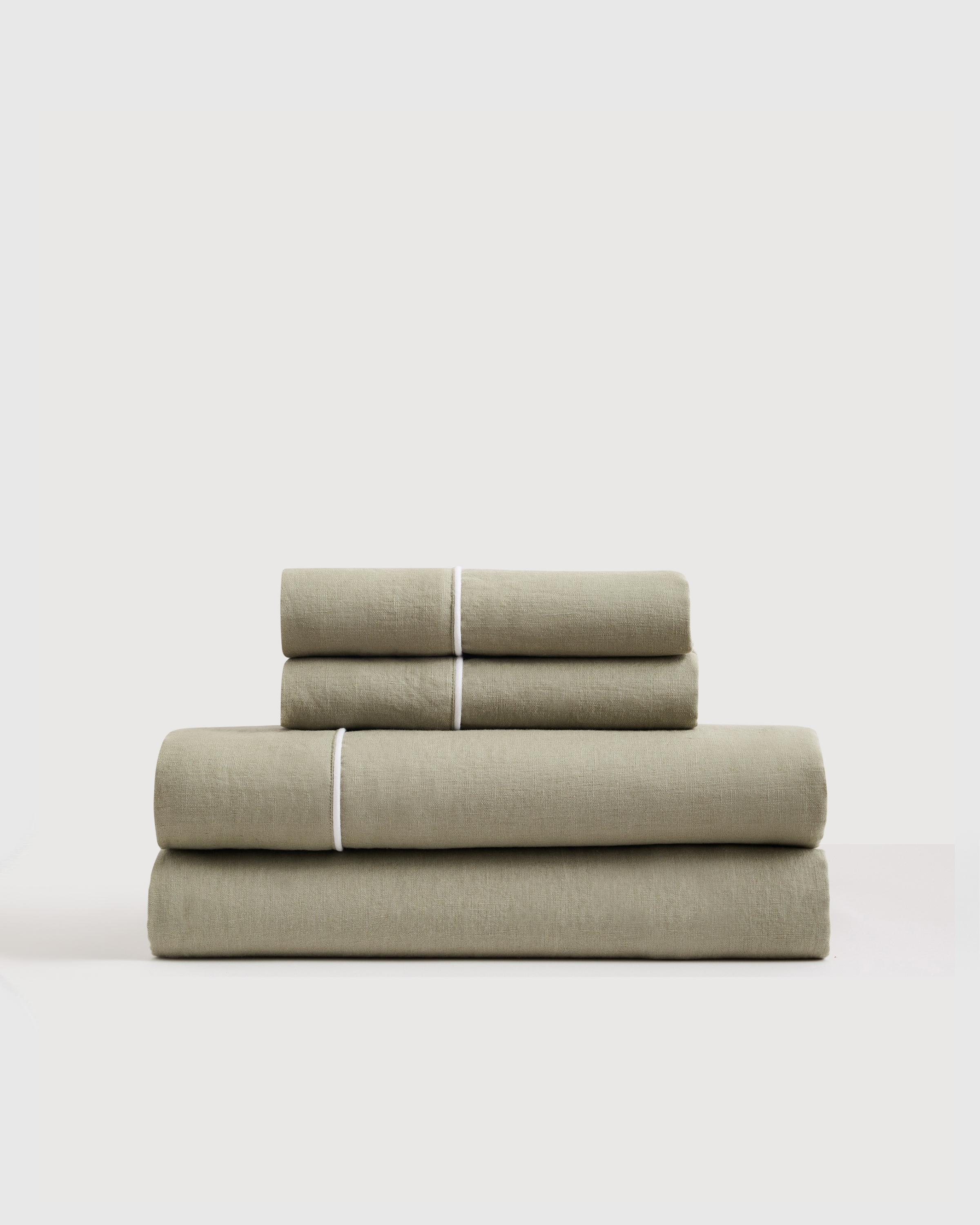 Willowleaf/White European Linen Piped Sheet Set