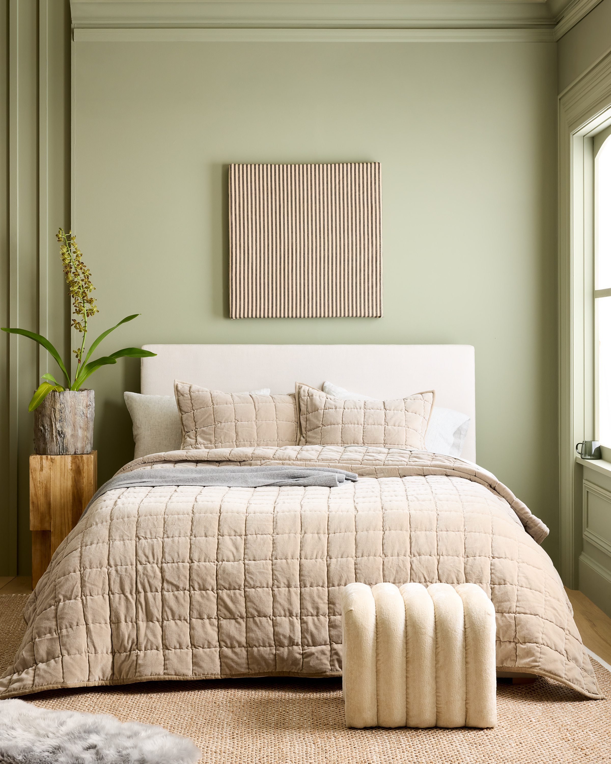 Light Taupe Cotton Velvet Quilt Set