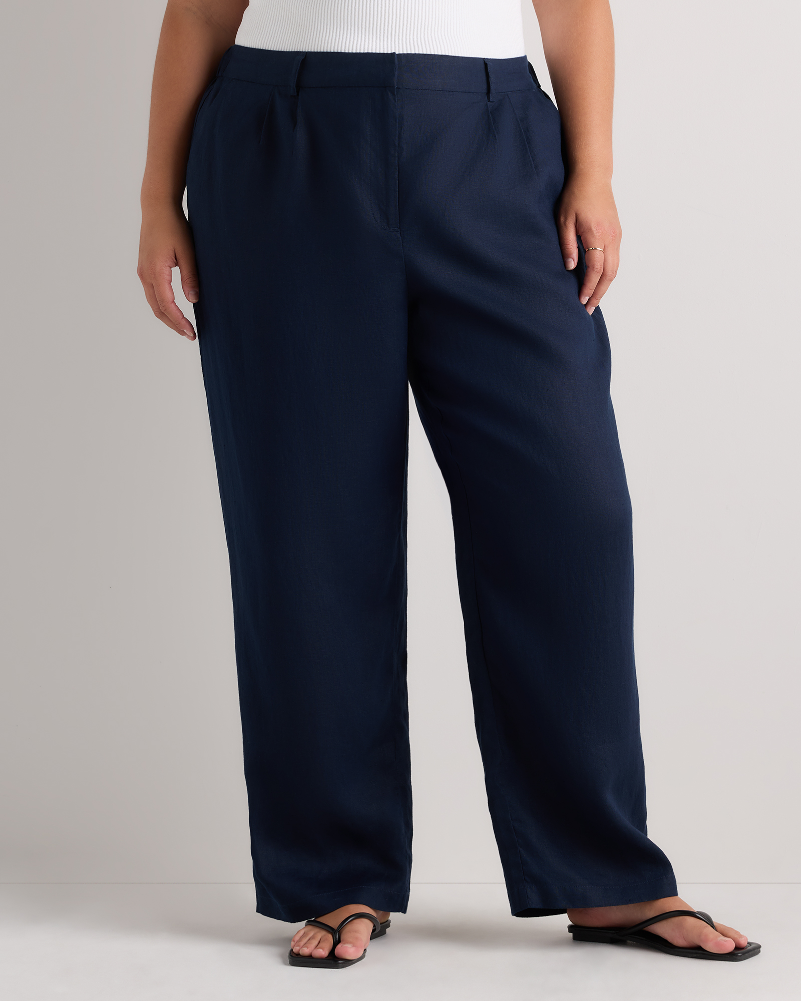 Deep Navy 100% European Linen Pleated Trouser