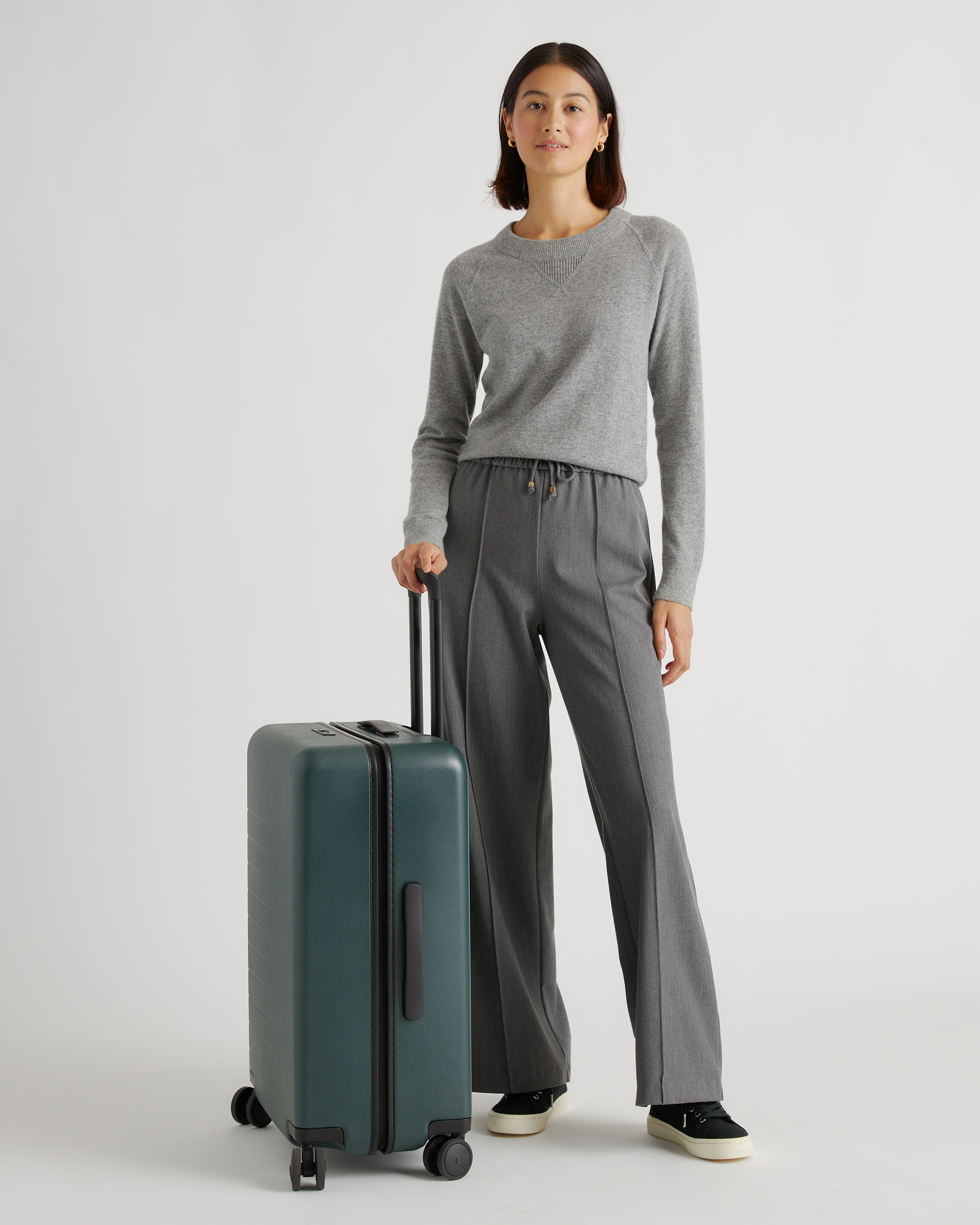 Medium Check-In Suitcase in Dark Green