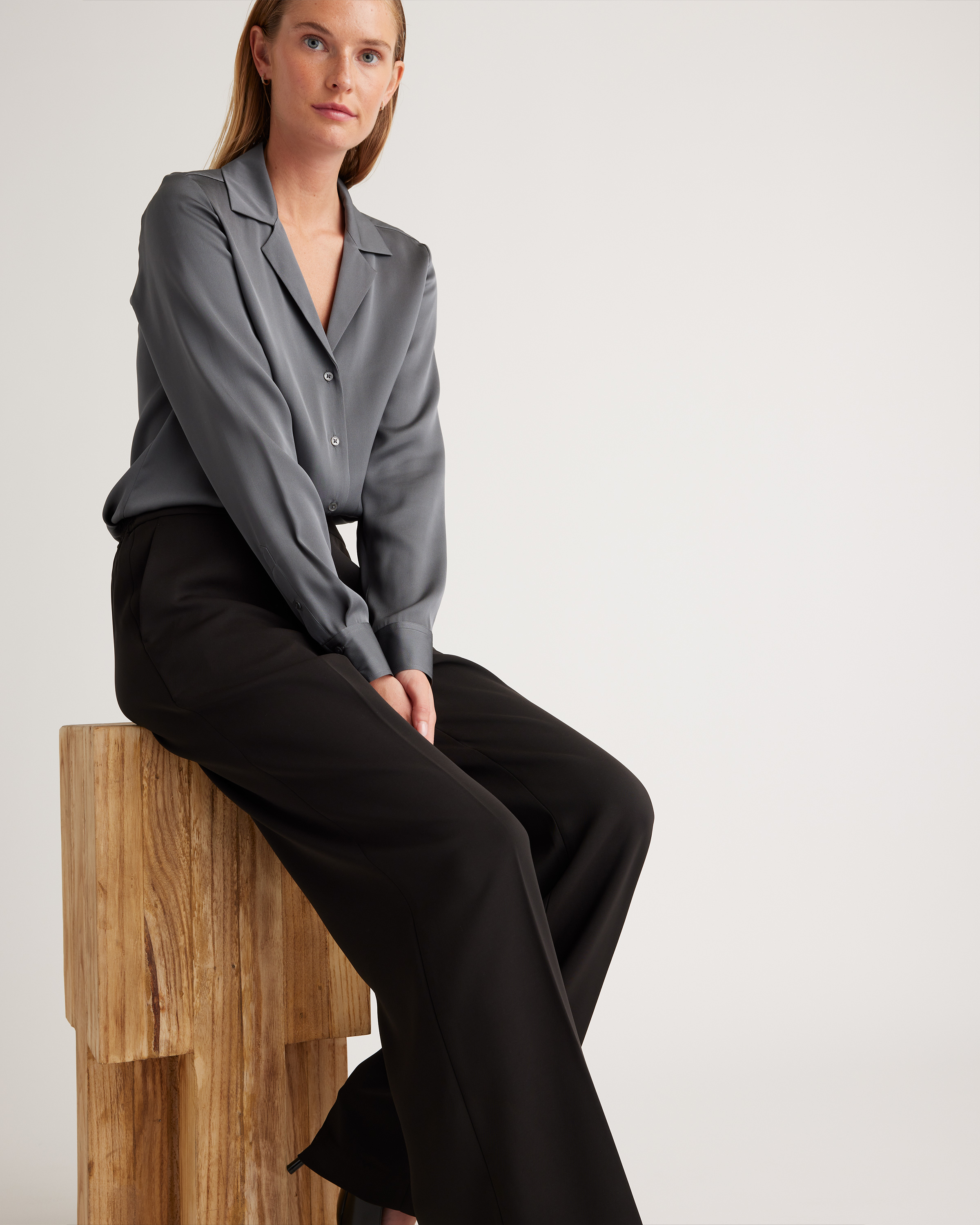 Stretch Crepe Classic Trouser Pants in Black
