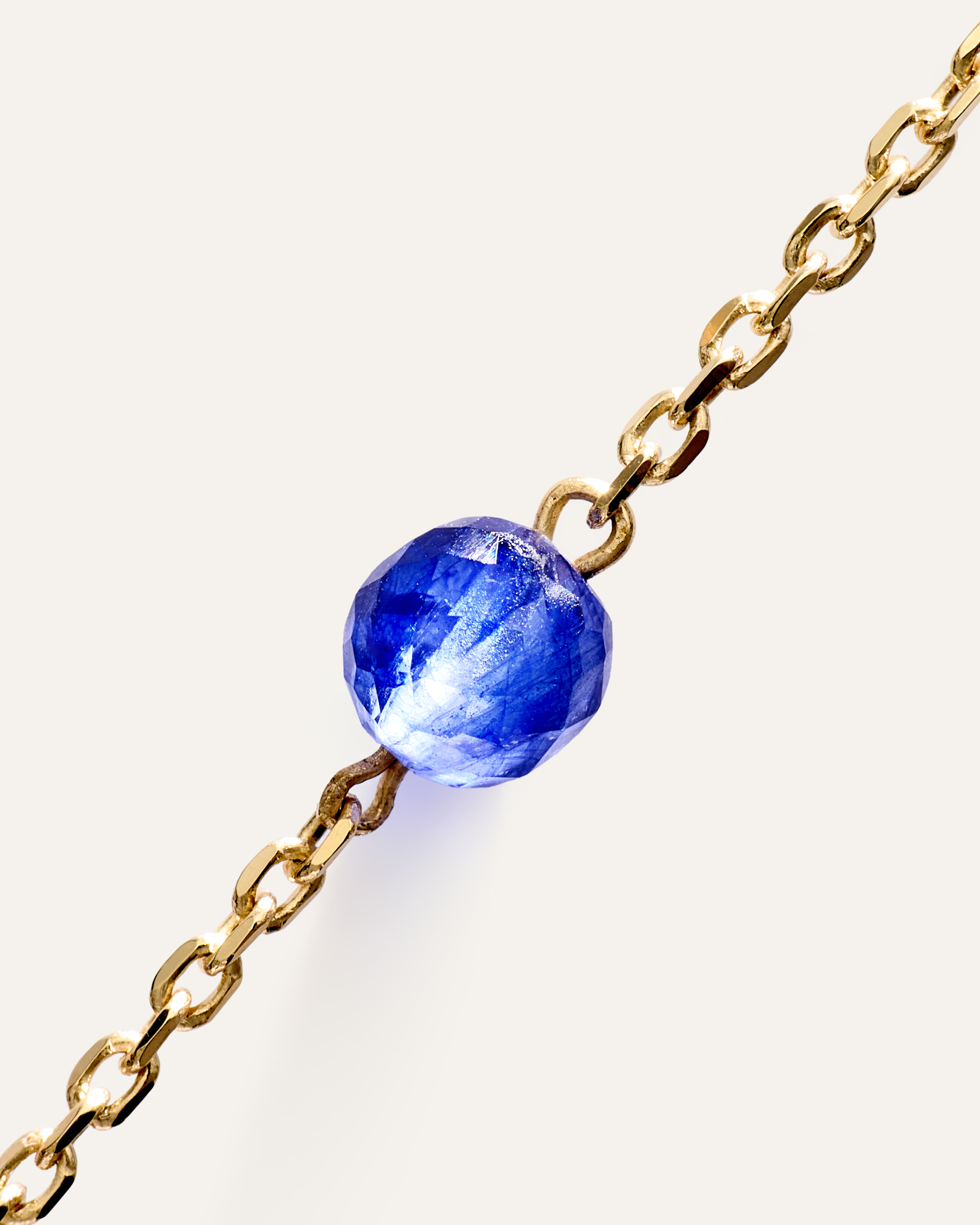 W-BRAC-109-YELGOL-725-EDITED
