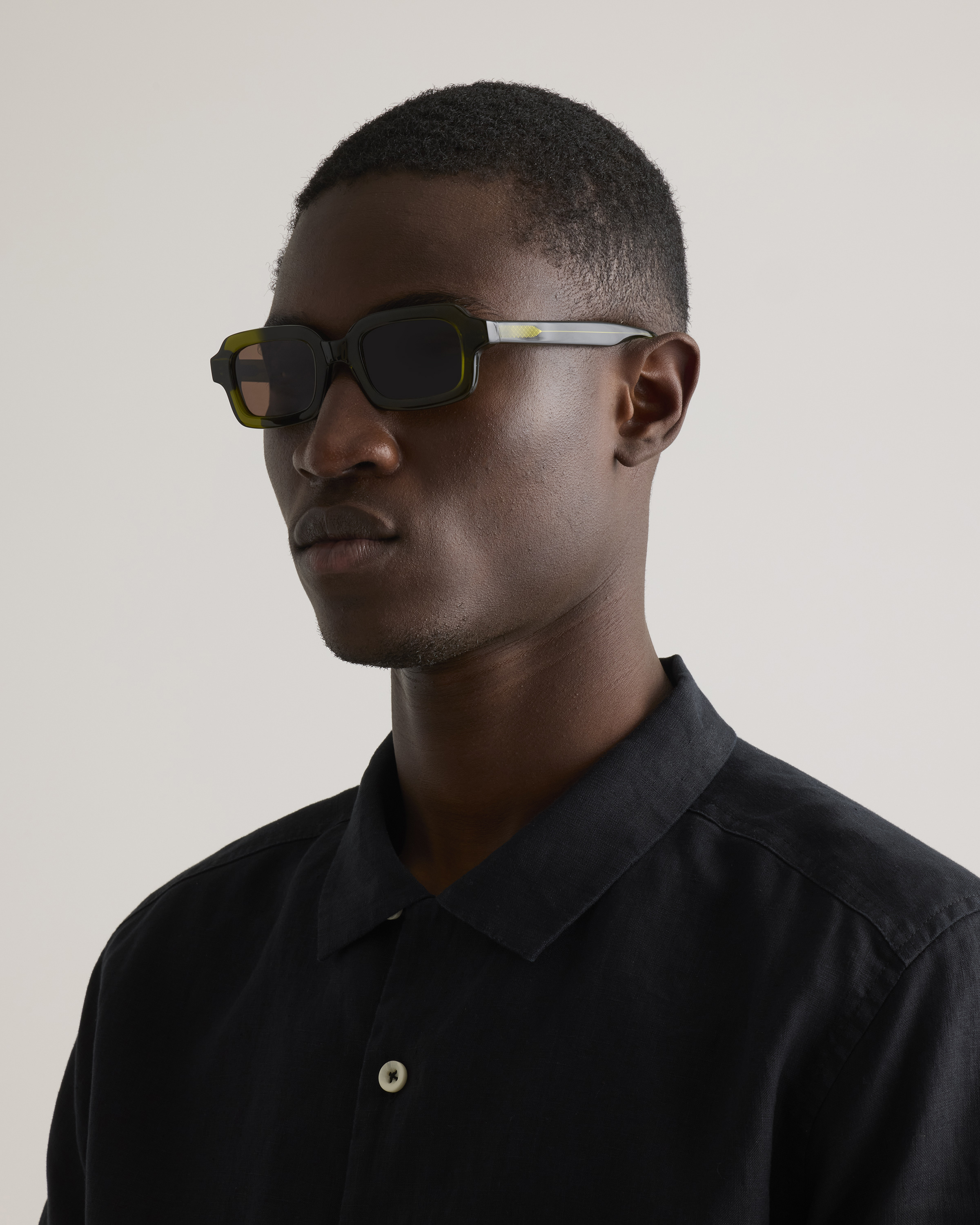 Fiji Polarized Acetate Sunglasses in Moss with Brown lens display picture 2