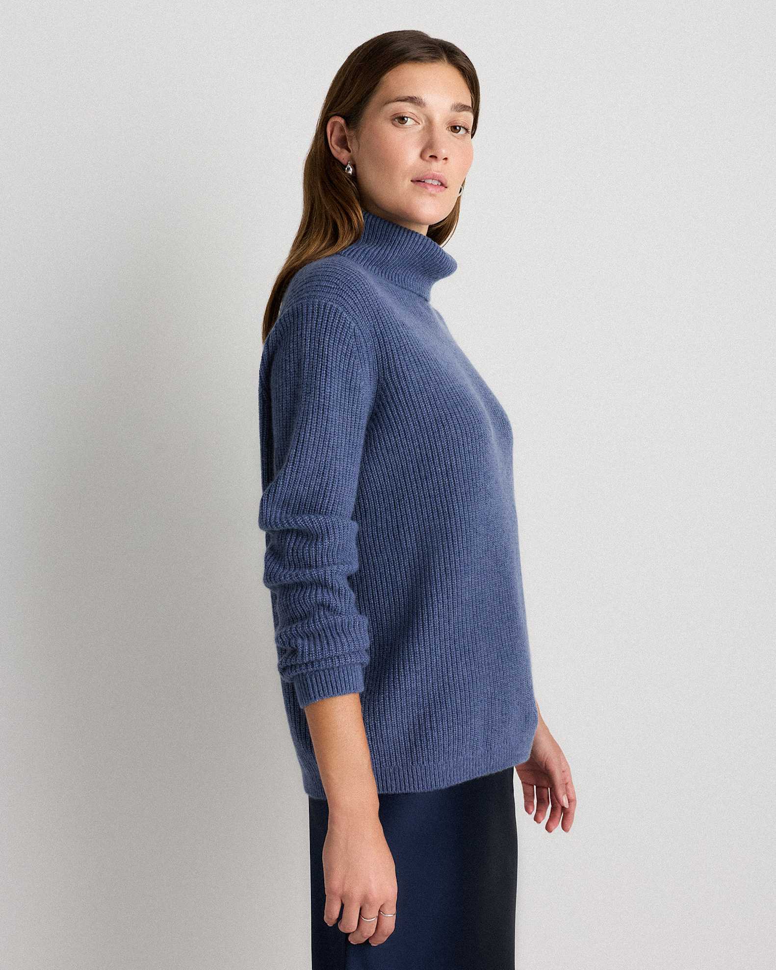 Mongolian Cashmere Fisherman Turtleneck Sweater in Heather Storm Blue