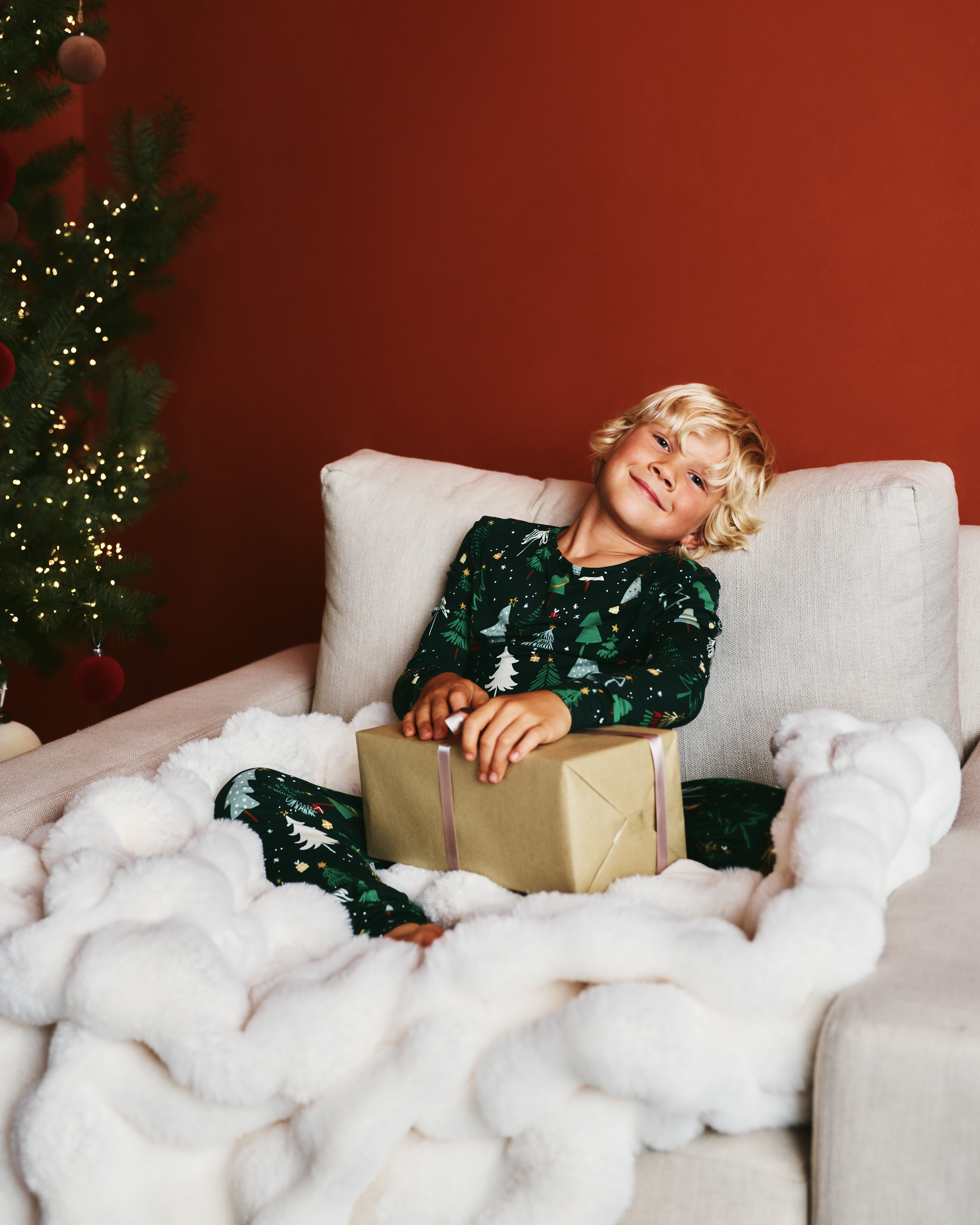 Holiday PJs Editorial 09-1696 046 EDITED