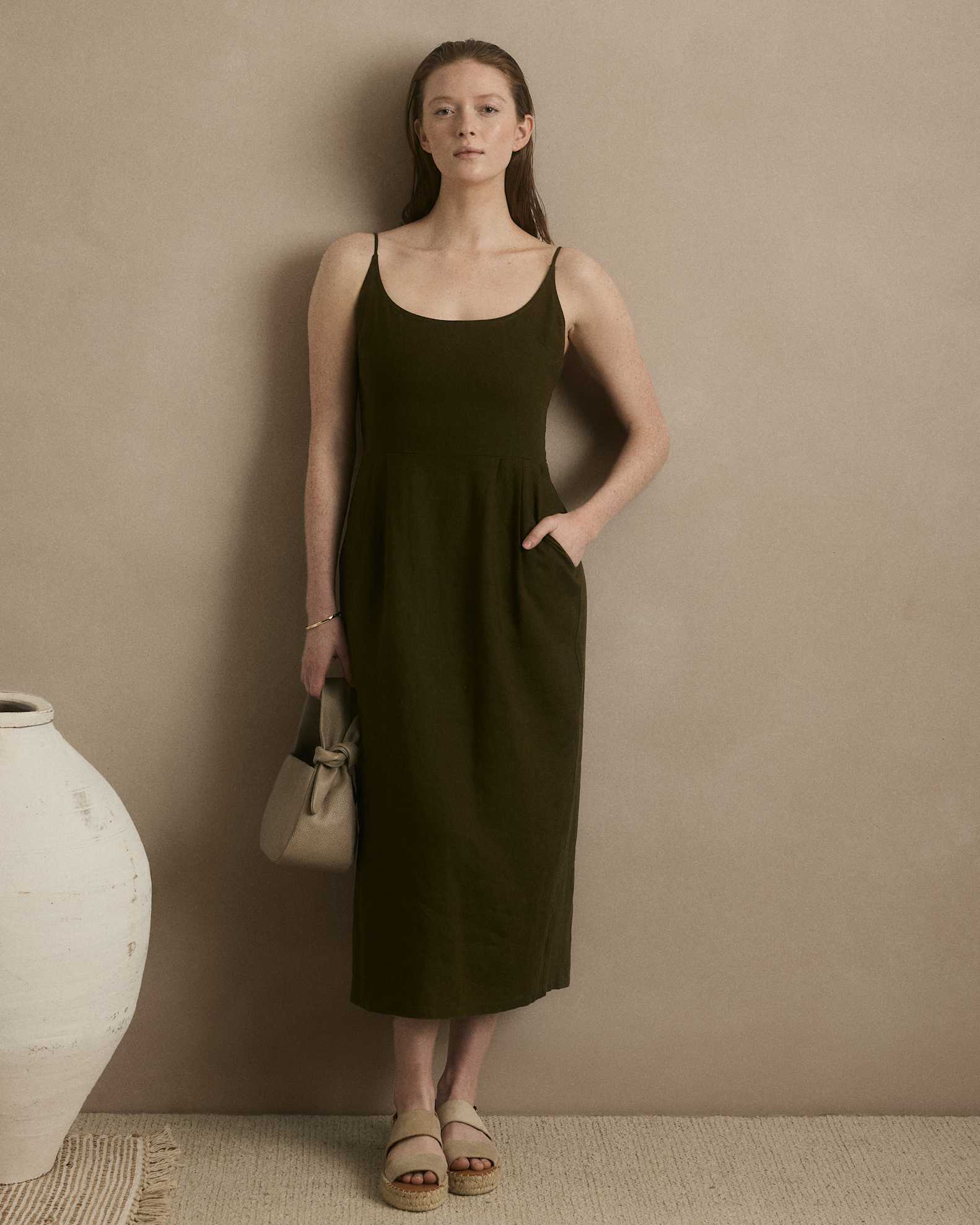 Quince Women's European Linen Scoop Neck Midi Dress, Martini Olive, Size Large - Breathable & Lightweight Quince Women's European Linen Scoop Neck Midi Dress, Martini Olive, Size Large - Breathable & Lightweight