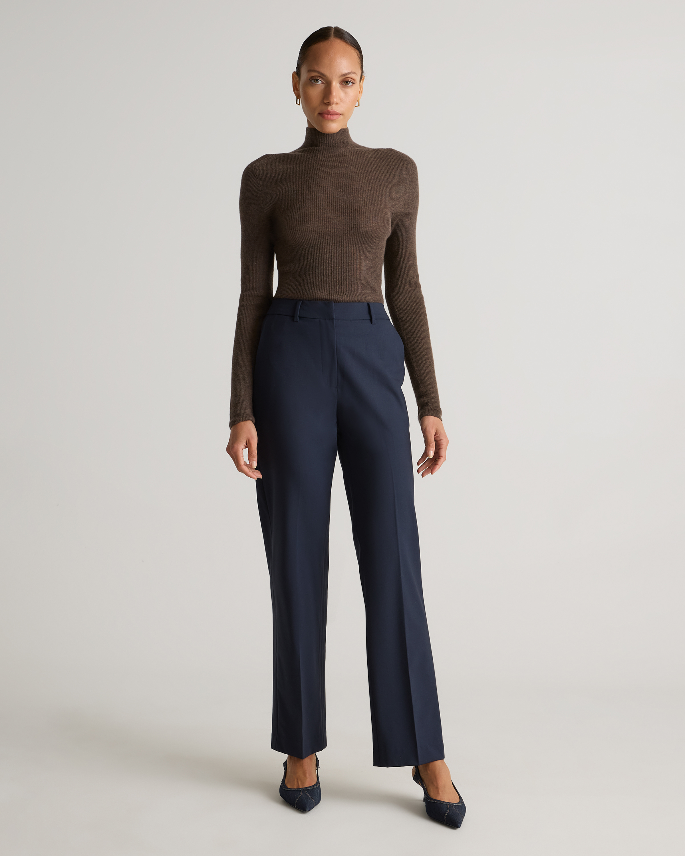 Italian Wool Straight Leg Pants in Navy
