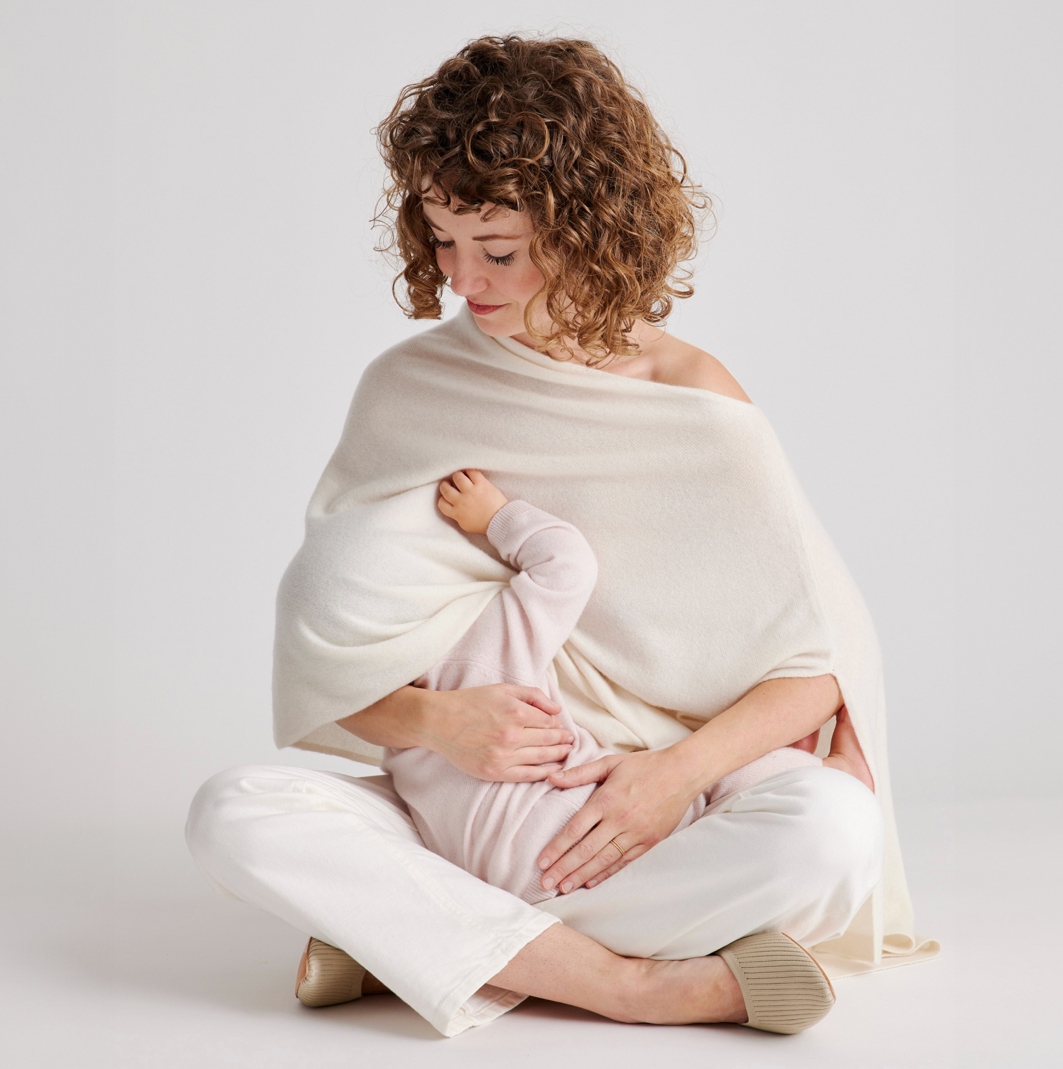 women shop all maternity