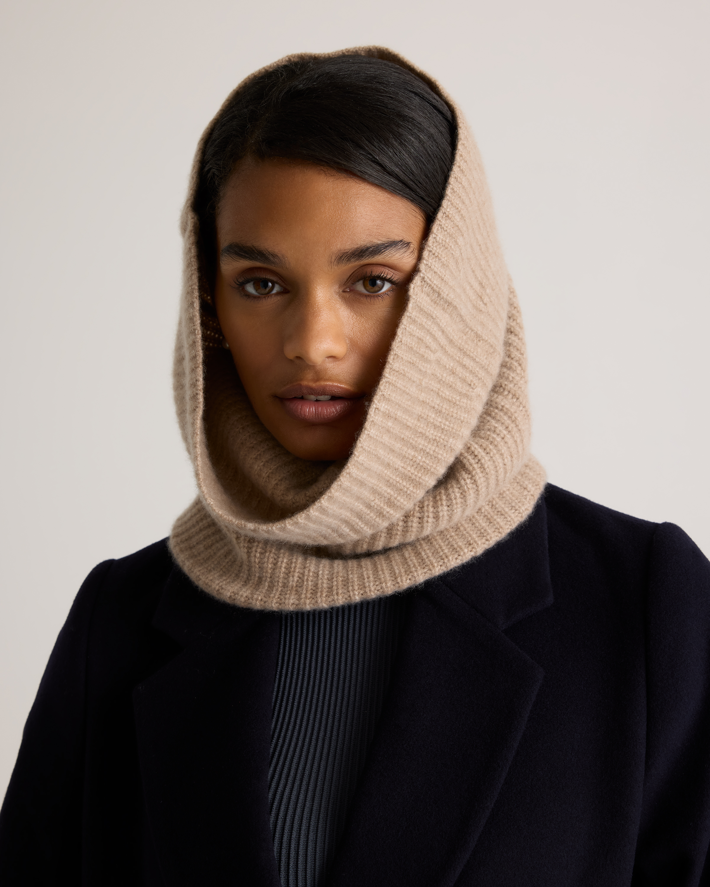 Mongolian Cashmere Snood in Oatmeal | Quince Canada
