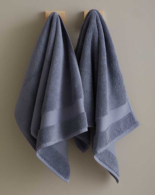 Towels UltraLuxePlush Mineral HandTowels 2417