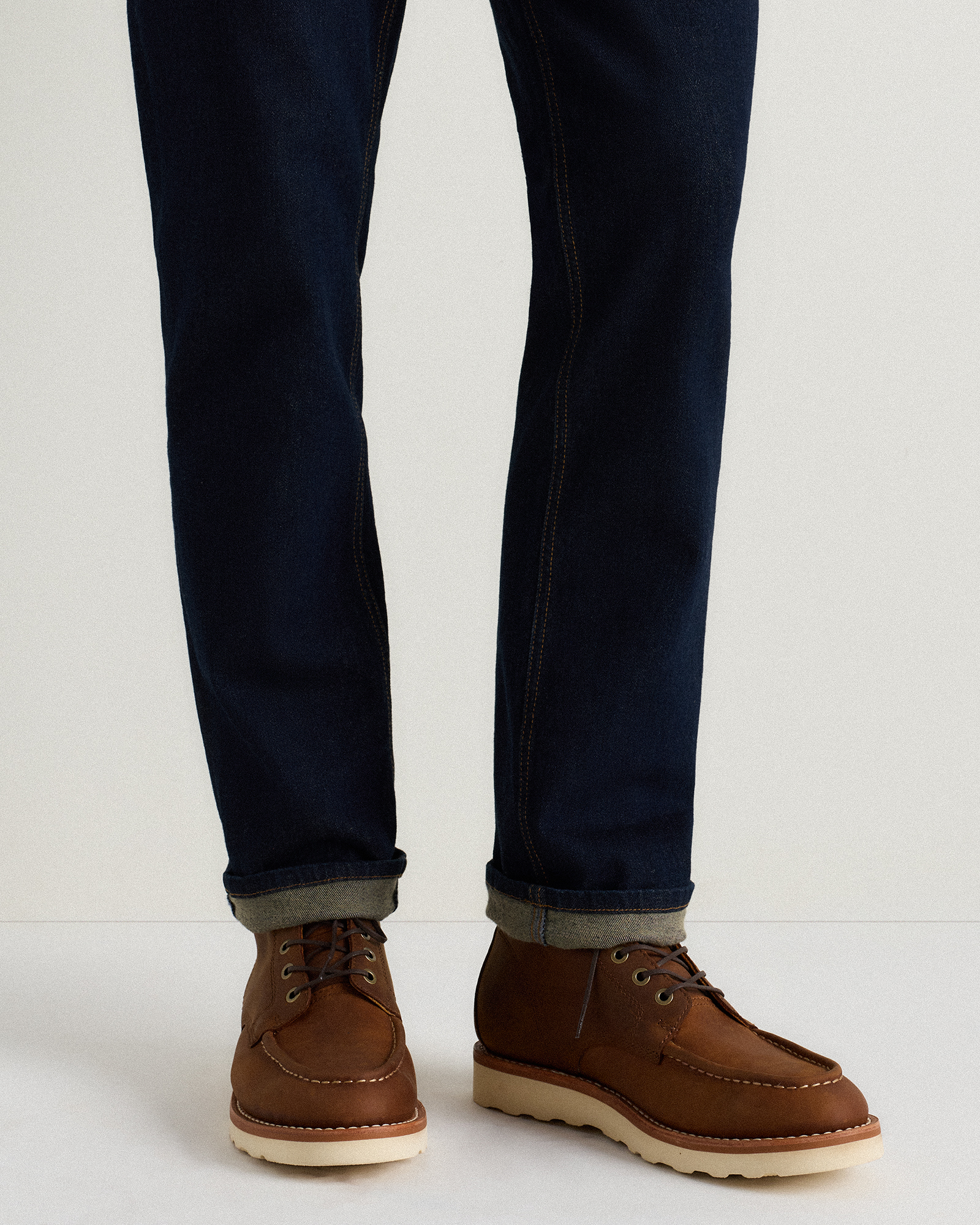 halle berry met gala 2025 dress Men's Moc Toe Boot Fashion Comfort Casual Wedge Boot main image 1
