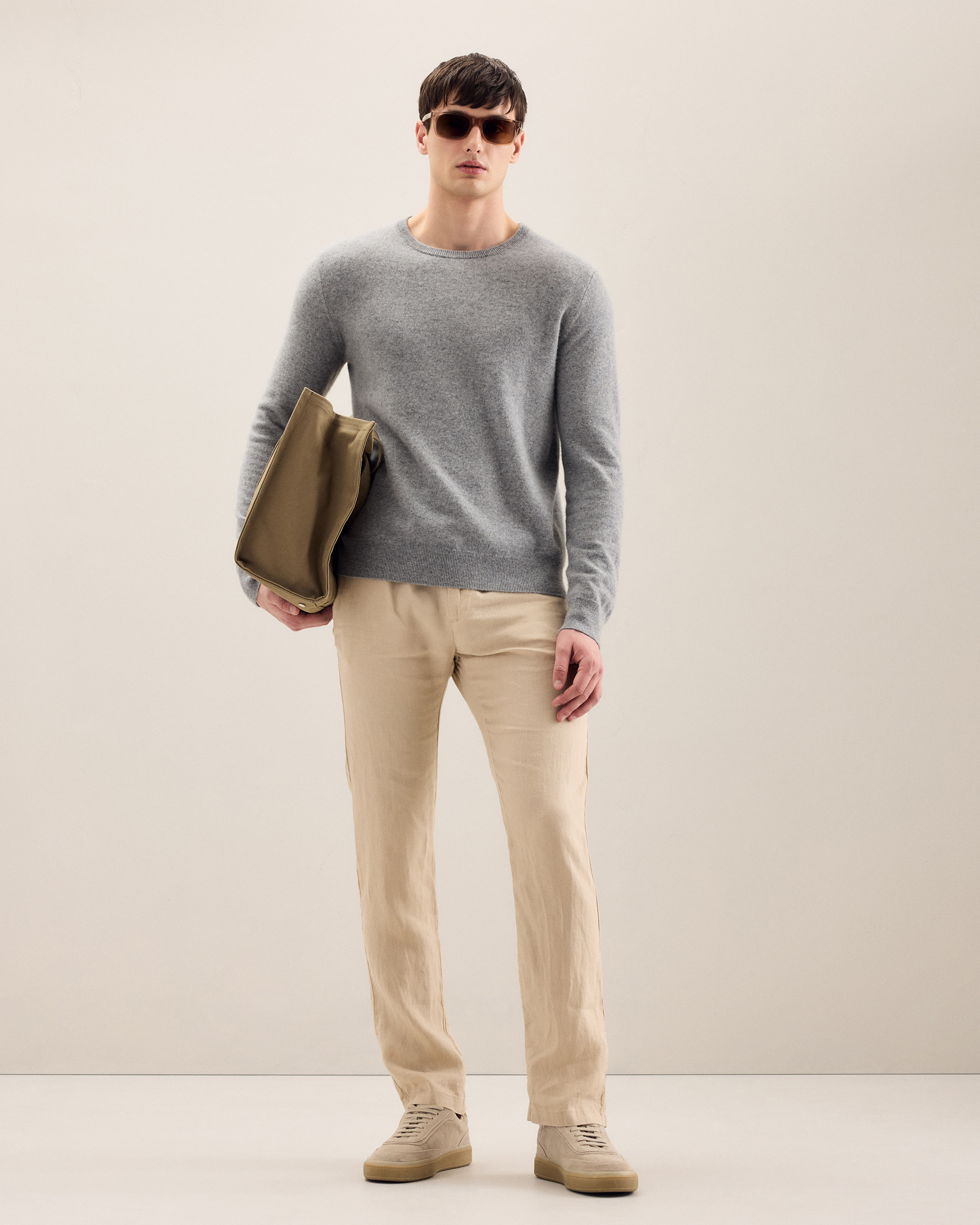 Capsule Wardrobe 25-14037 EDITED