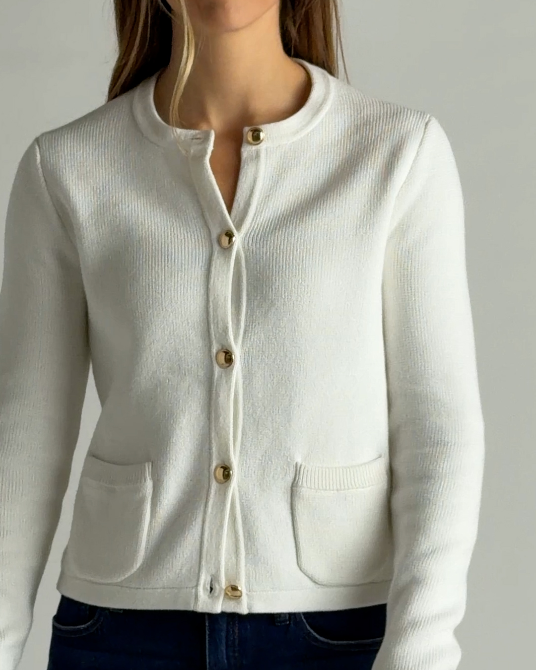 THUMB Women-s 100- Organic Cotton Sweater Jacket Ivory 1.30 IH Shoot 4x5.00 00 07 16.Still001