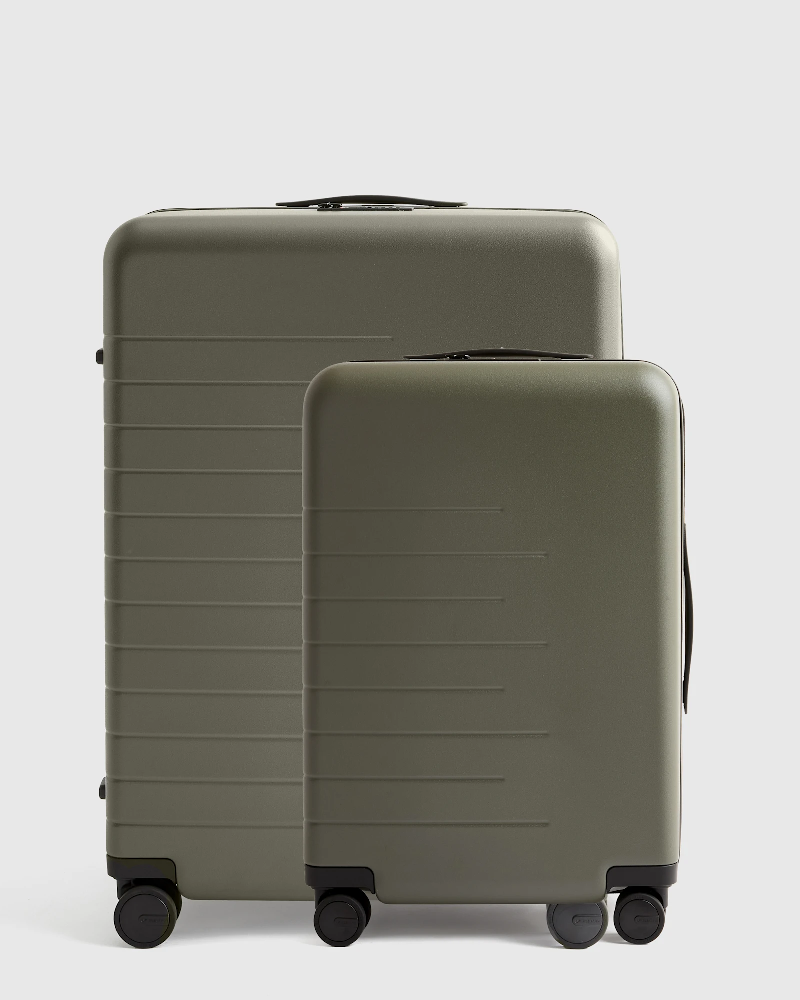 Carry-On & Medium Check-In Suitcase Set - Olive