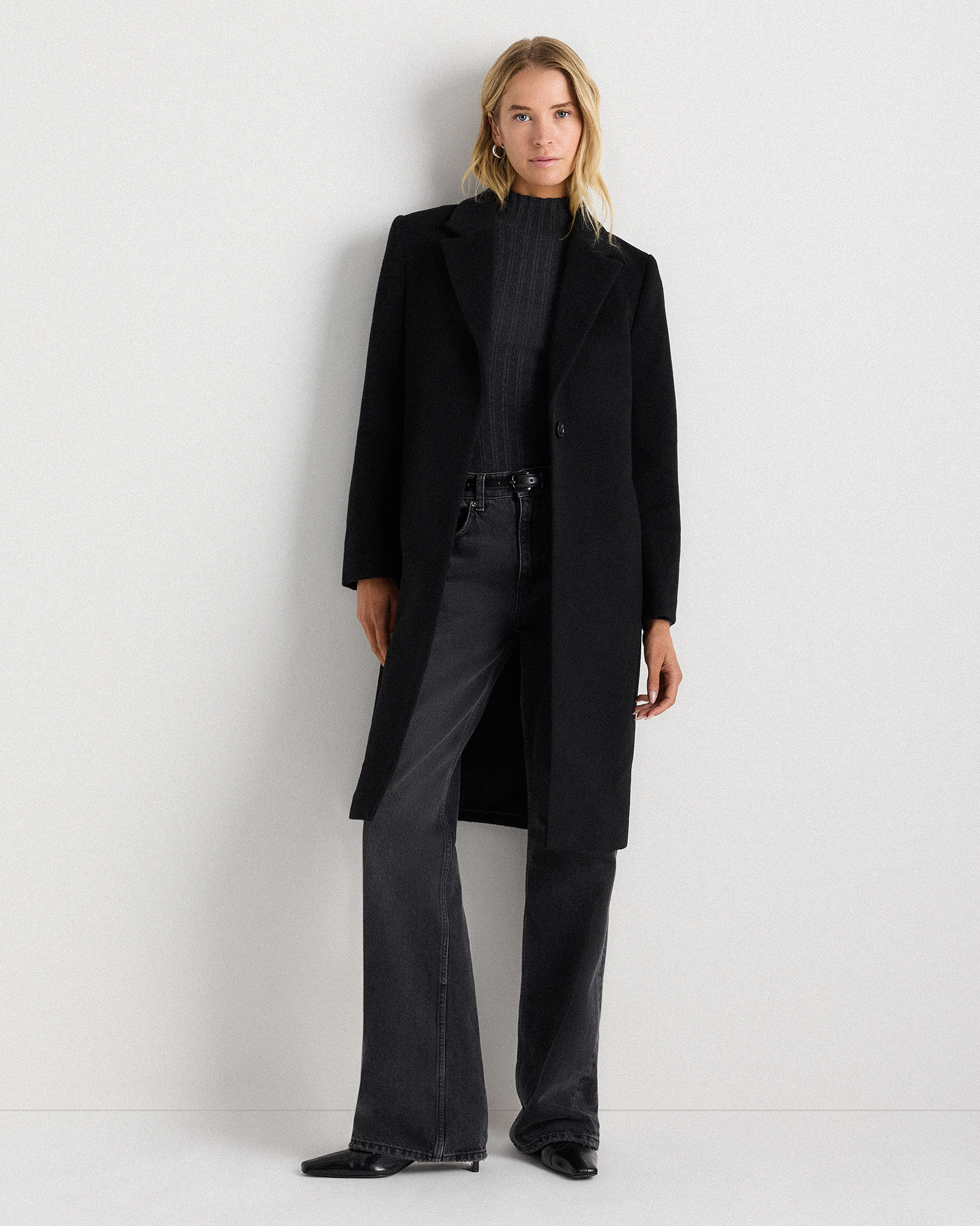 Wool Cashmere Classic Single-Breasted Coat in Black