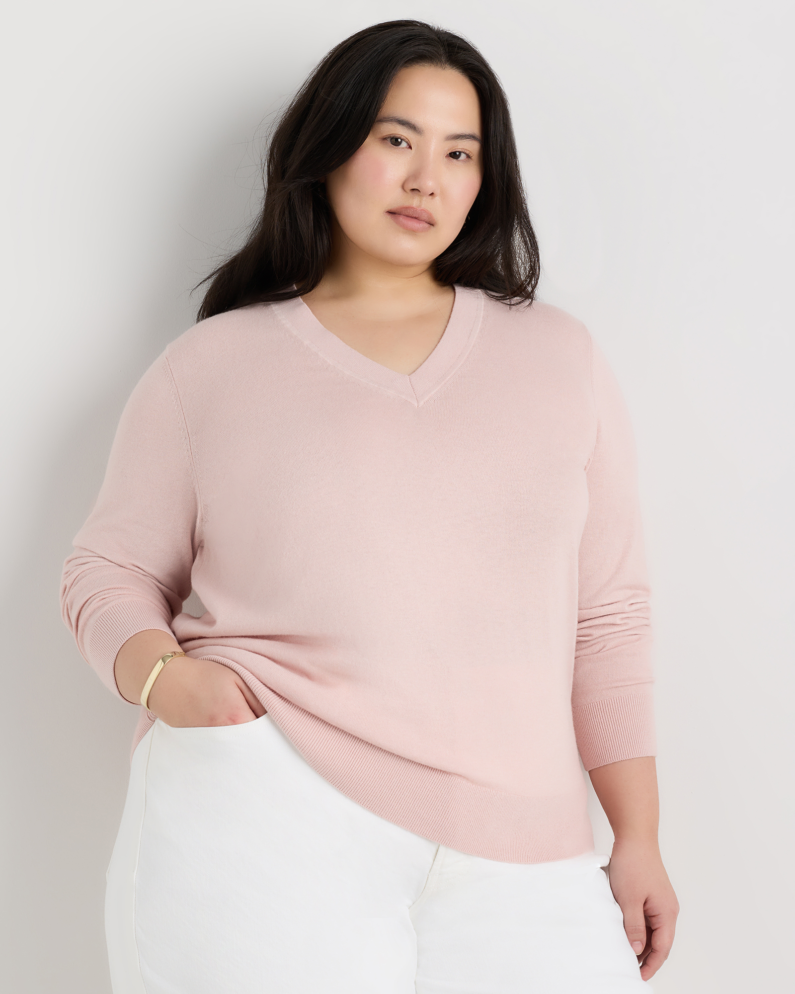 Sugar Stone Lightweight Cotton Cashmere V-Neck Sweater
