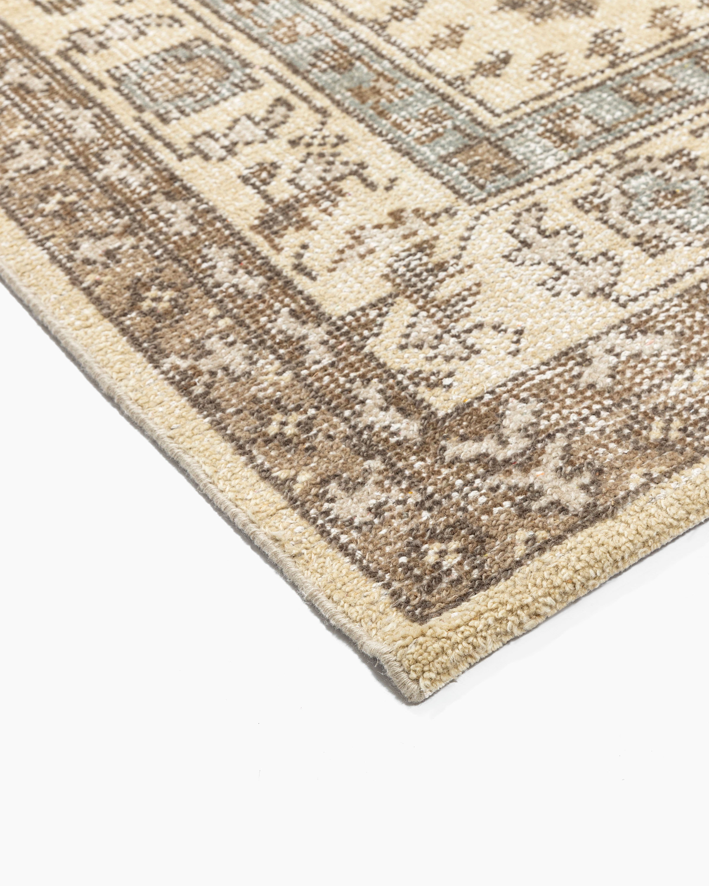 Pierce Hand-Knotted Wool Rug - Thumbnail 3