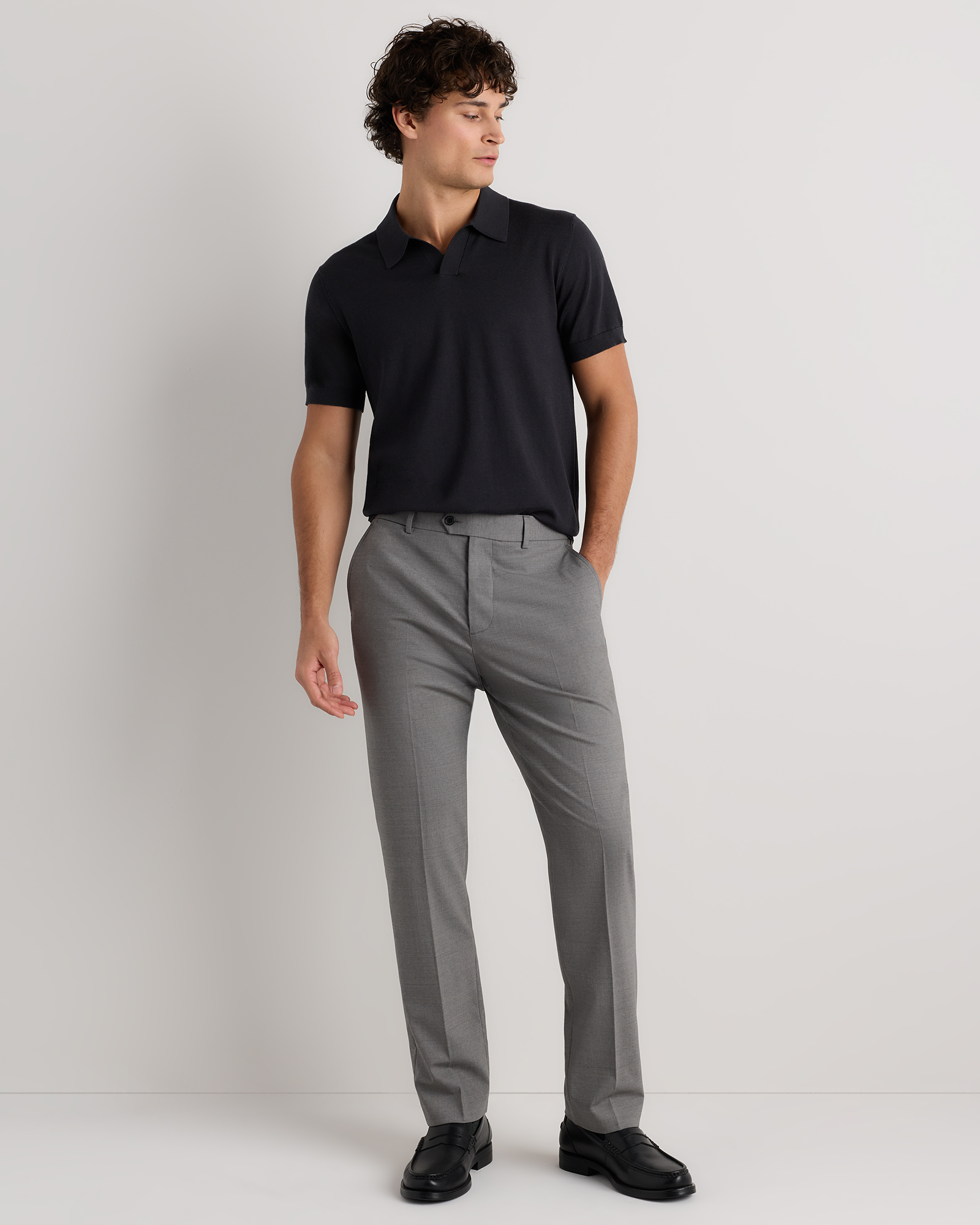 Lightweight Wrinkle-Free Wool Straight Fit Dress Pant in Grey Melange