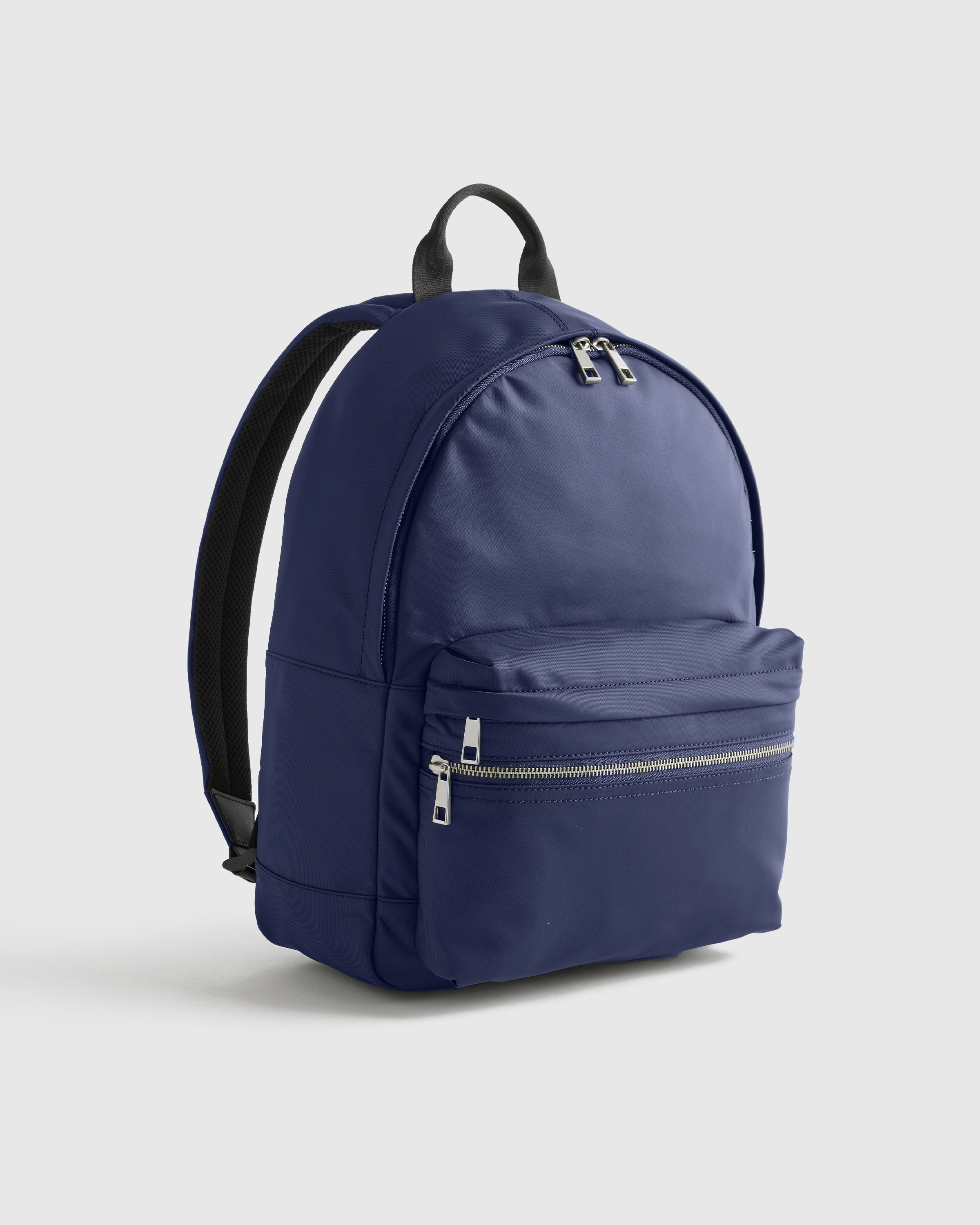 ☆NOIAGO☆ Nylon Over Backpack Blue CLEARANCE(교환,환불 불가) - 노이아고(NOIAGO)