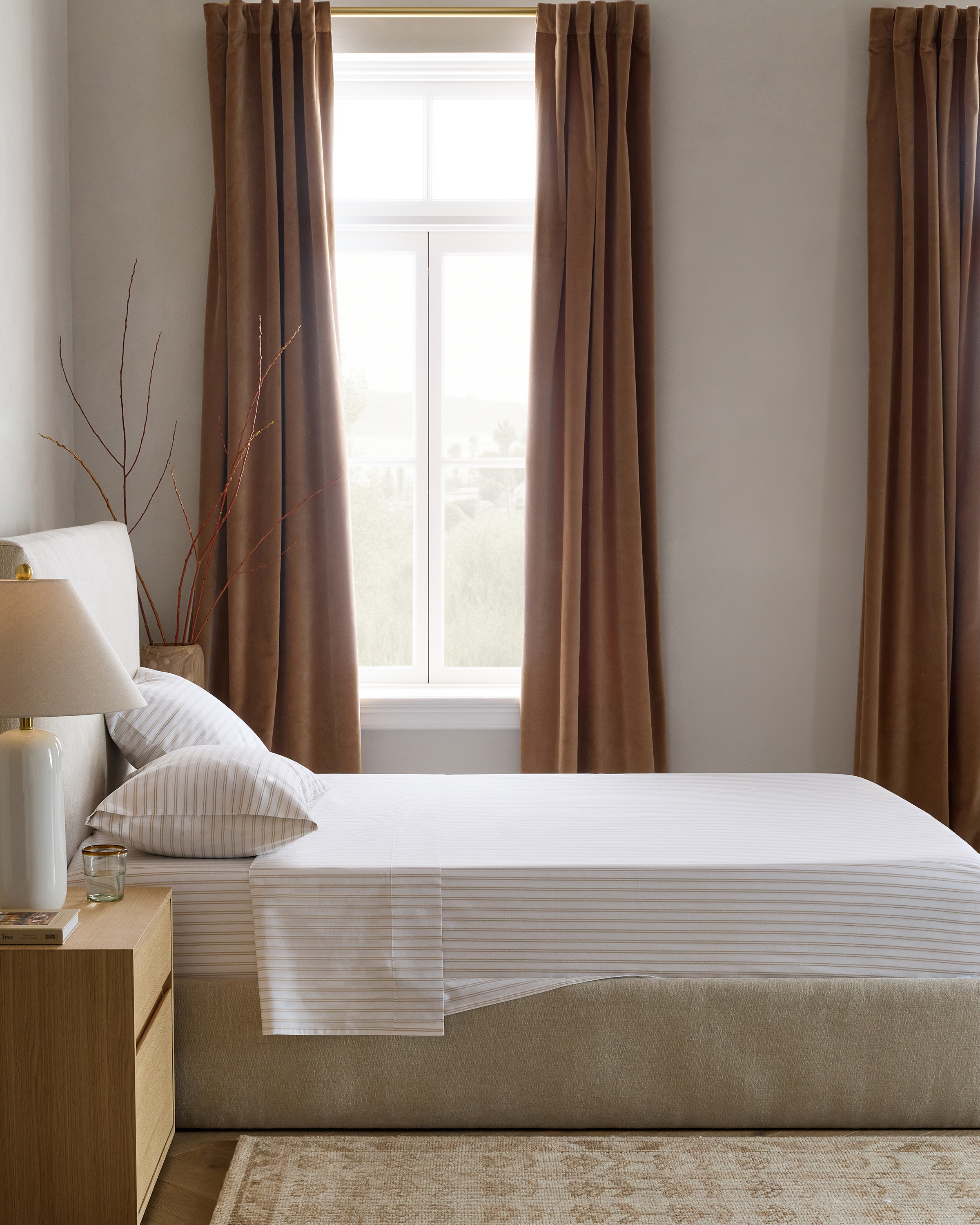Quince Classic Organic Percale Pillowcase