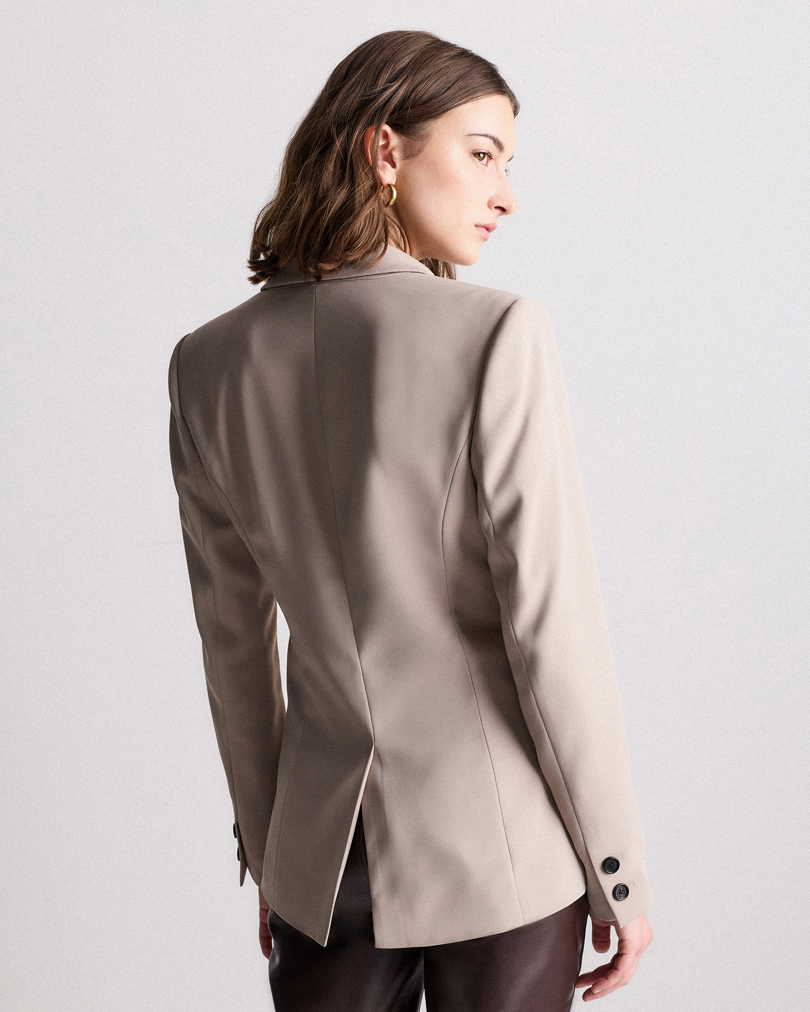 Stretch Crepe Cinched Waist Blazer in Morel Grey