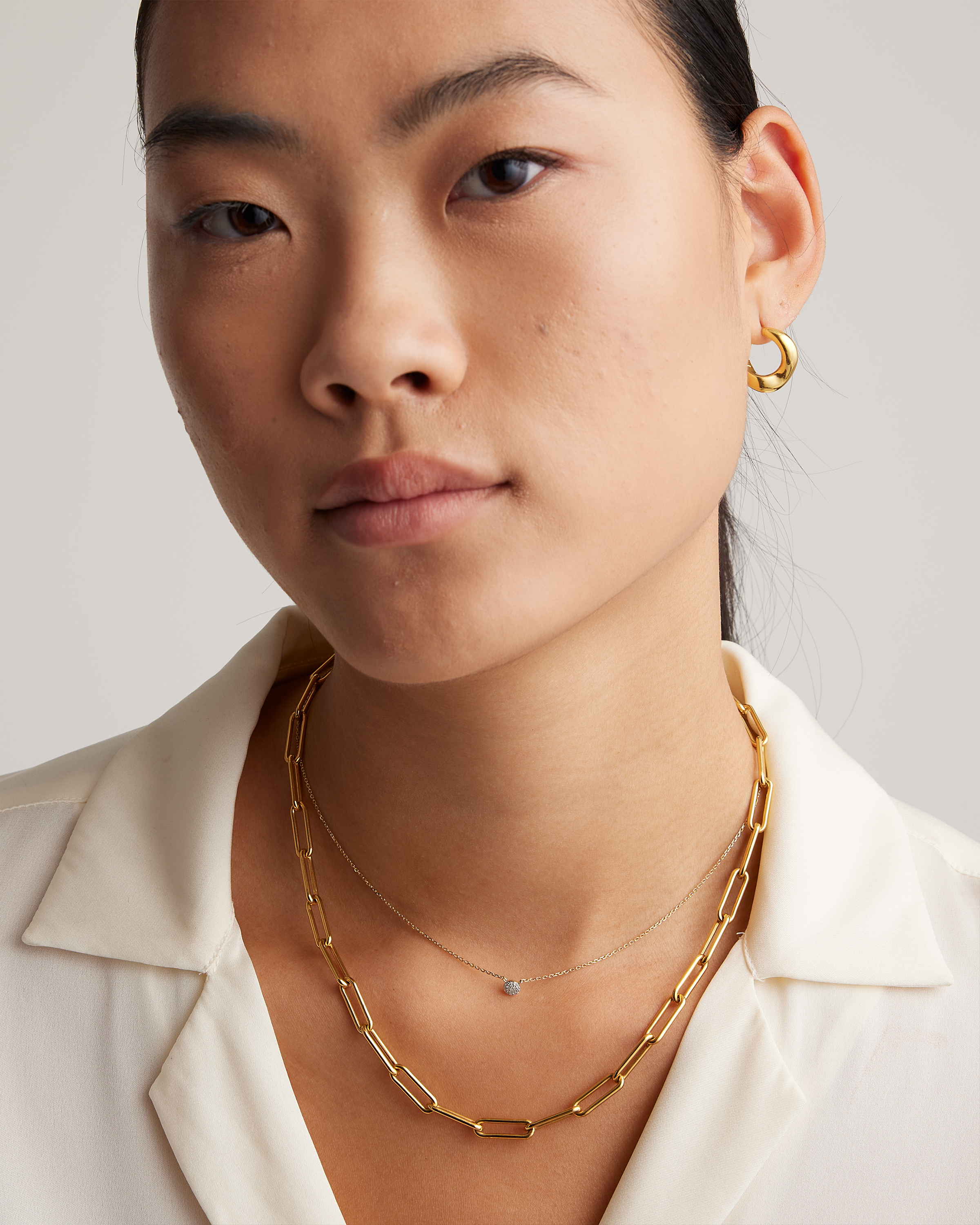 14K Gold Petite Pave Diamond Disc Necklace - thumbnail 2