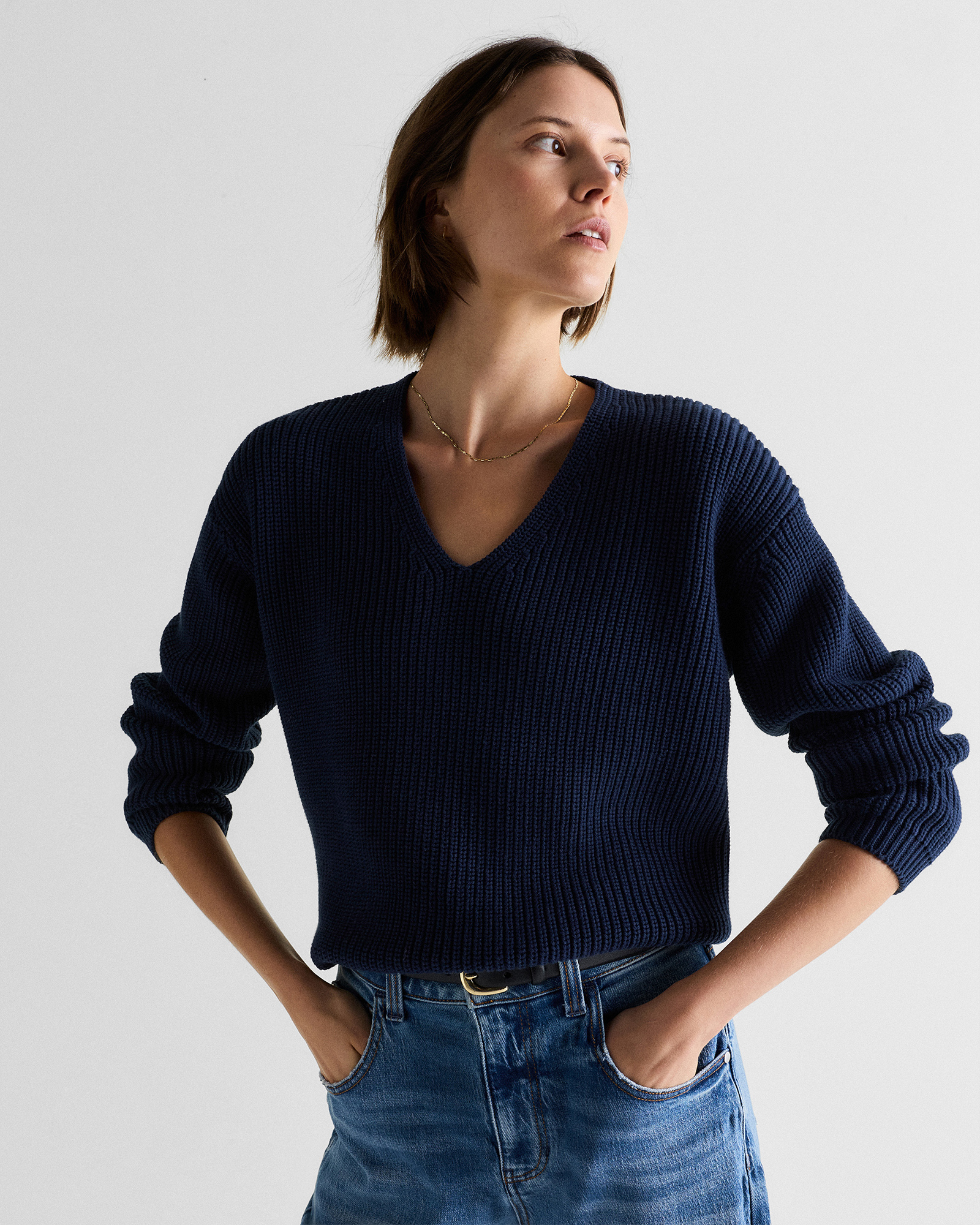 Navy Pull style pêcheur en coton biologique à 100 % à col en V