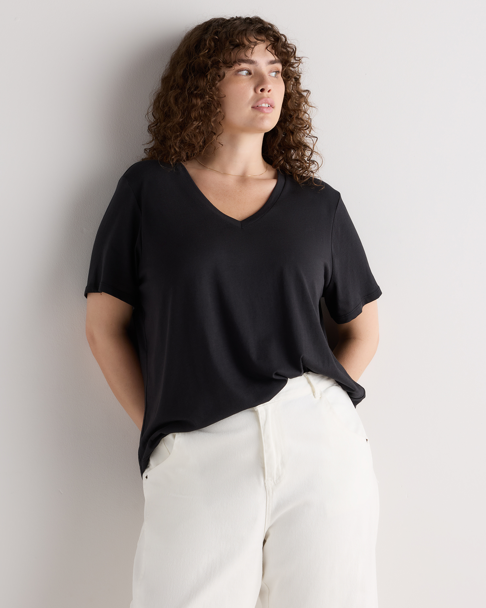 Black T-shirt à encolure en V en coton et modal