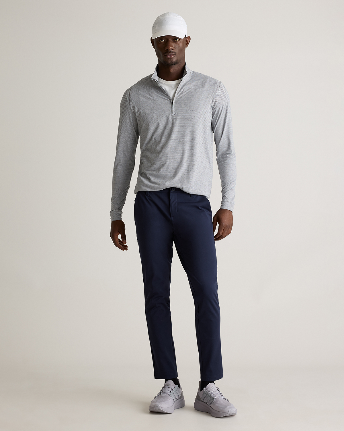 clubhaus クラブハウス　チノパンツ　ネイビー　XL Clubhouse Tapered Golf Pant in Deep Navy