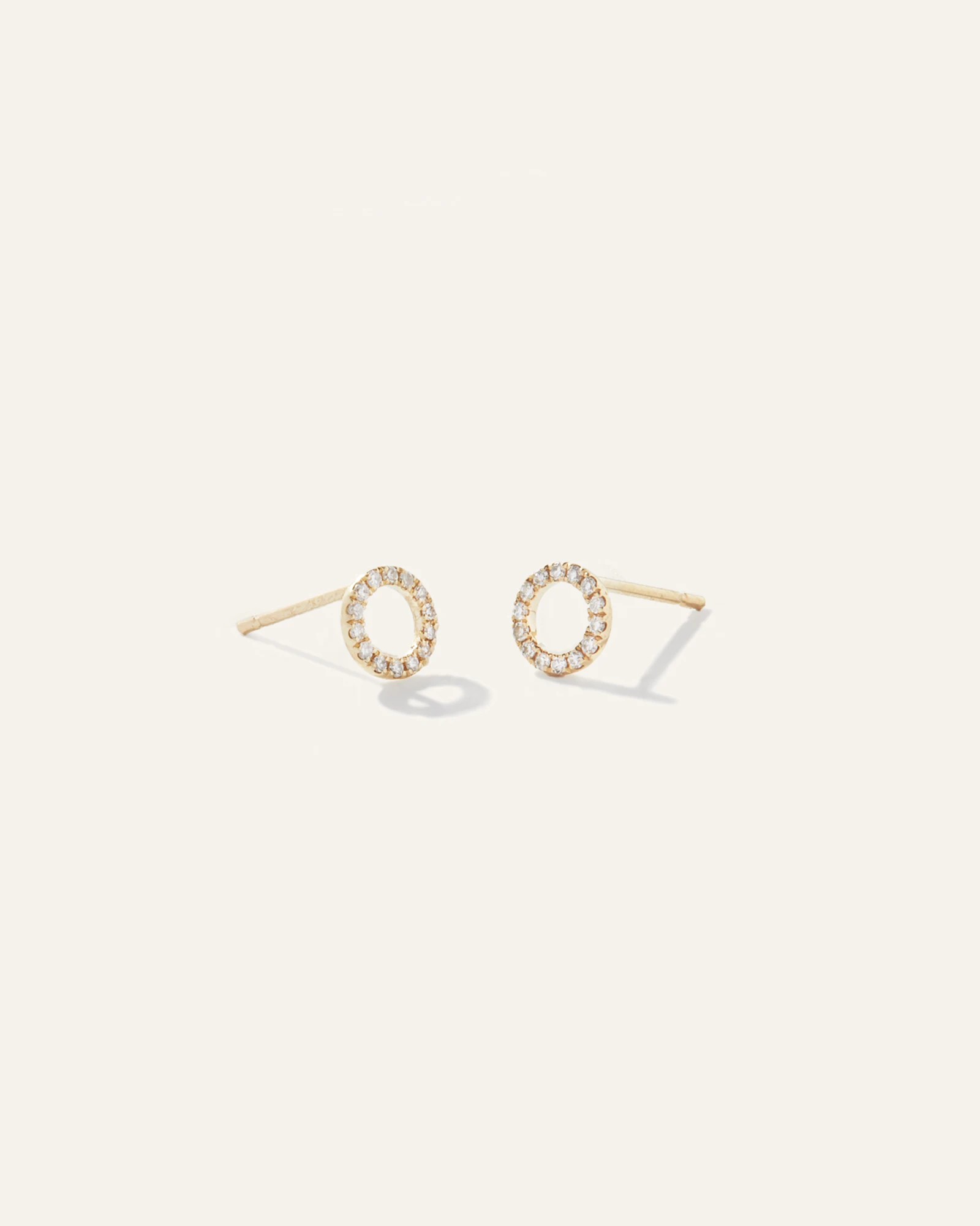 14K Diamond Pave Circle Studs in Yellow Gold