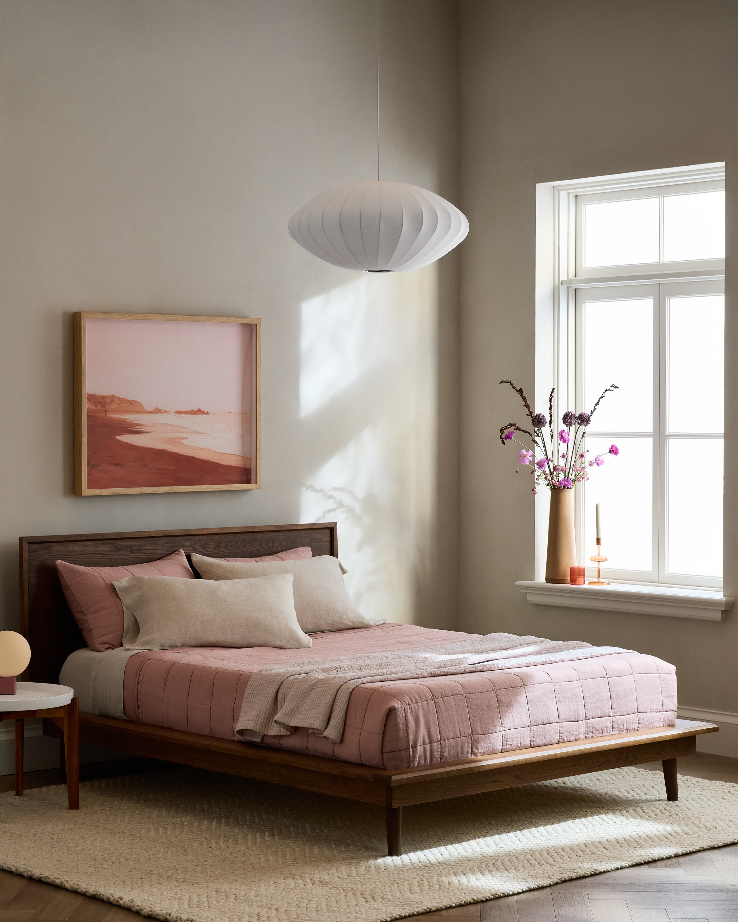 Quince Midcentury Platform Bed - Thumbnail 3