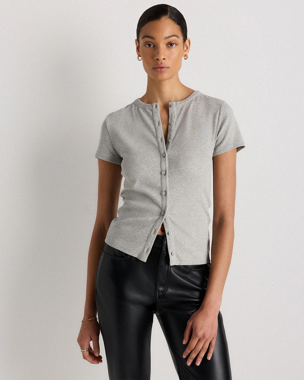 Quince Women's Organic Cotton Micro-Rib Button Tee in Heather Grey