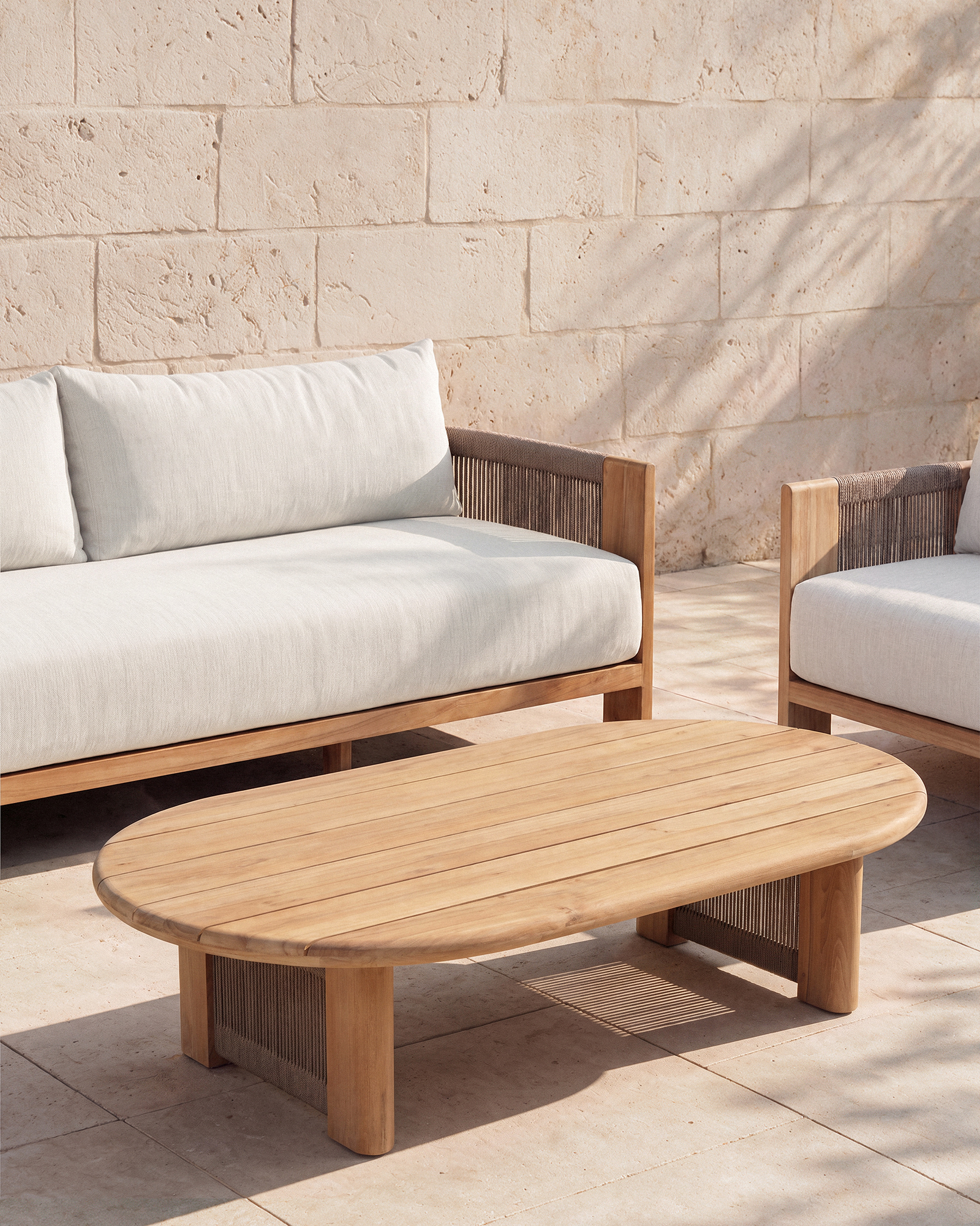Curved-Teak-and-Rope-Outdoor-Coffee-Table