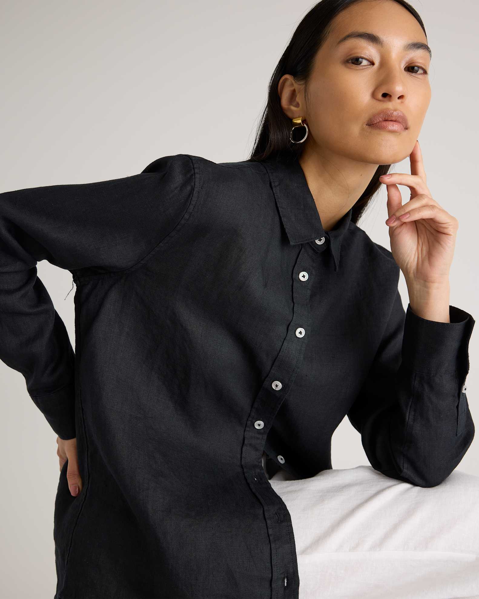100% European Linen Shirt in Black 100% European Linen Shirt in Black