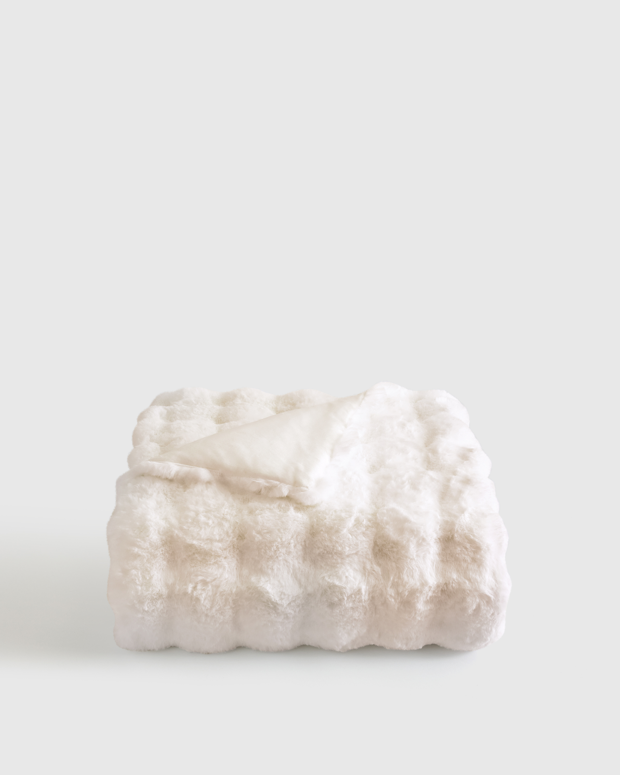 Snow Ruched Faux Fur Throw