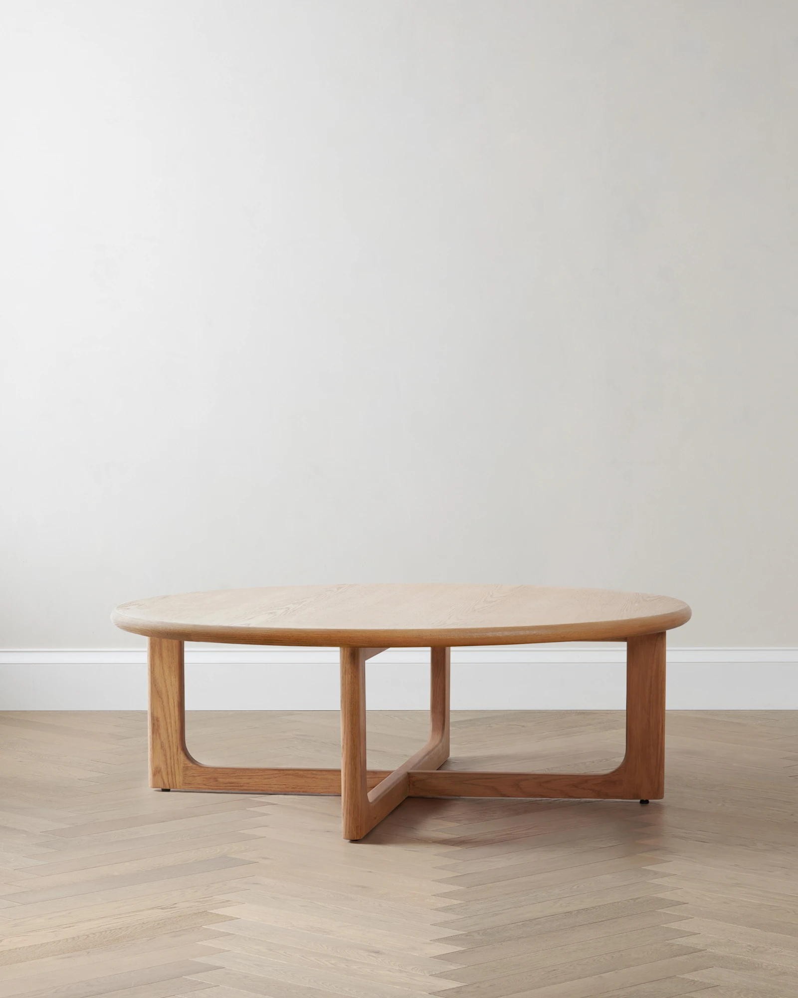 Round Oak X-Base Coffee Table in Natural