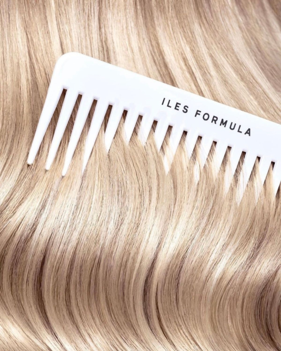Iles Formula Finishing Serum - Thumbnail 3