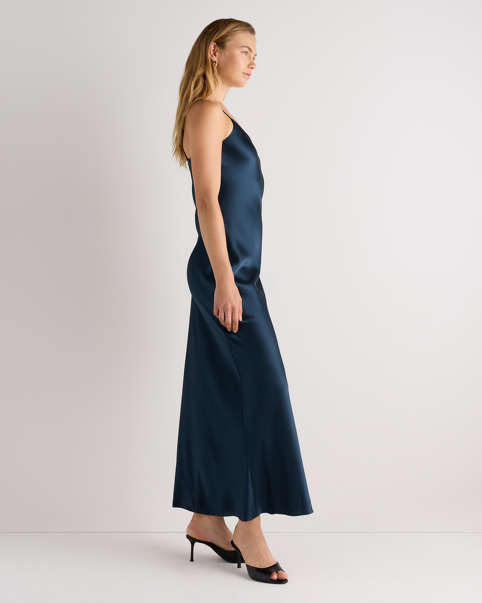 W-DRS-140-STRABLU-02_EDITED